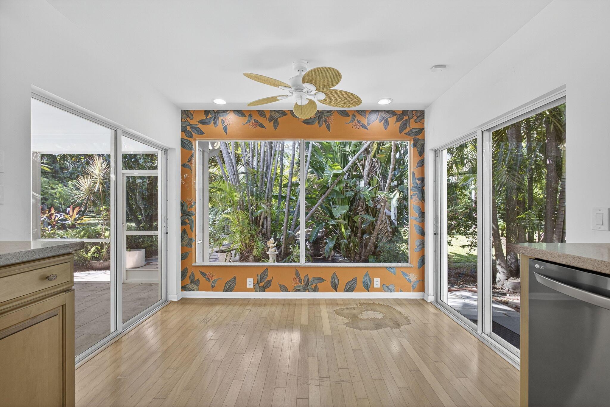 SQUARE LAKE - Residential