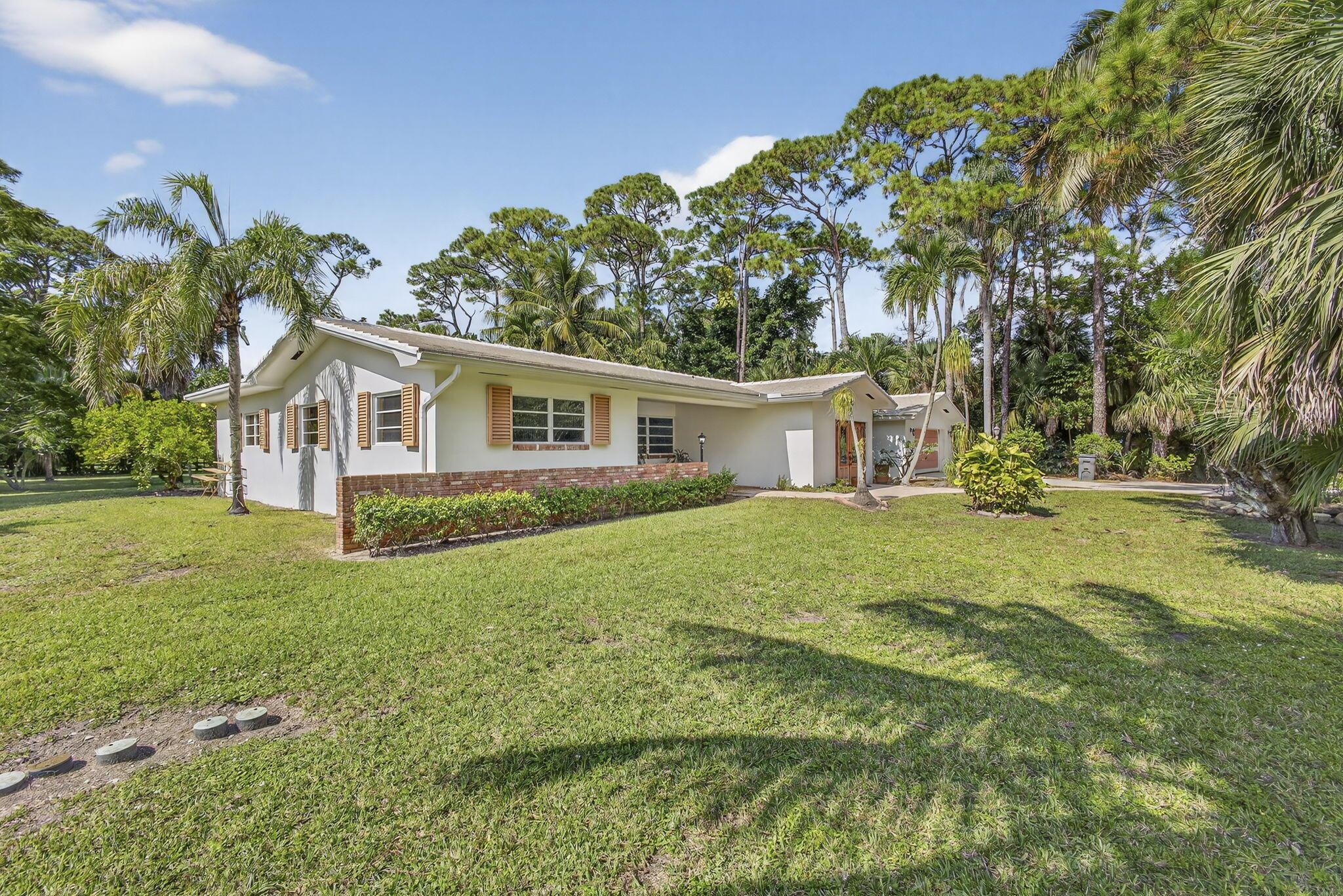 SQUARE LAKE - Residential