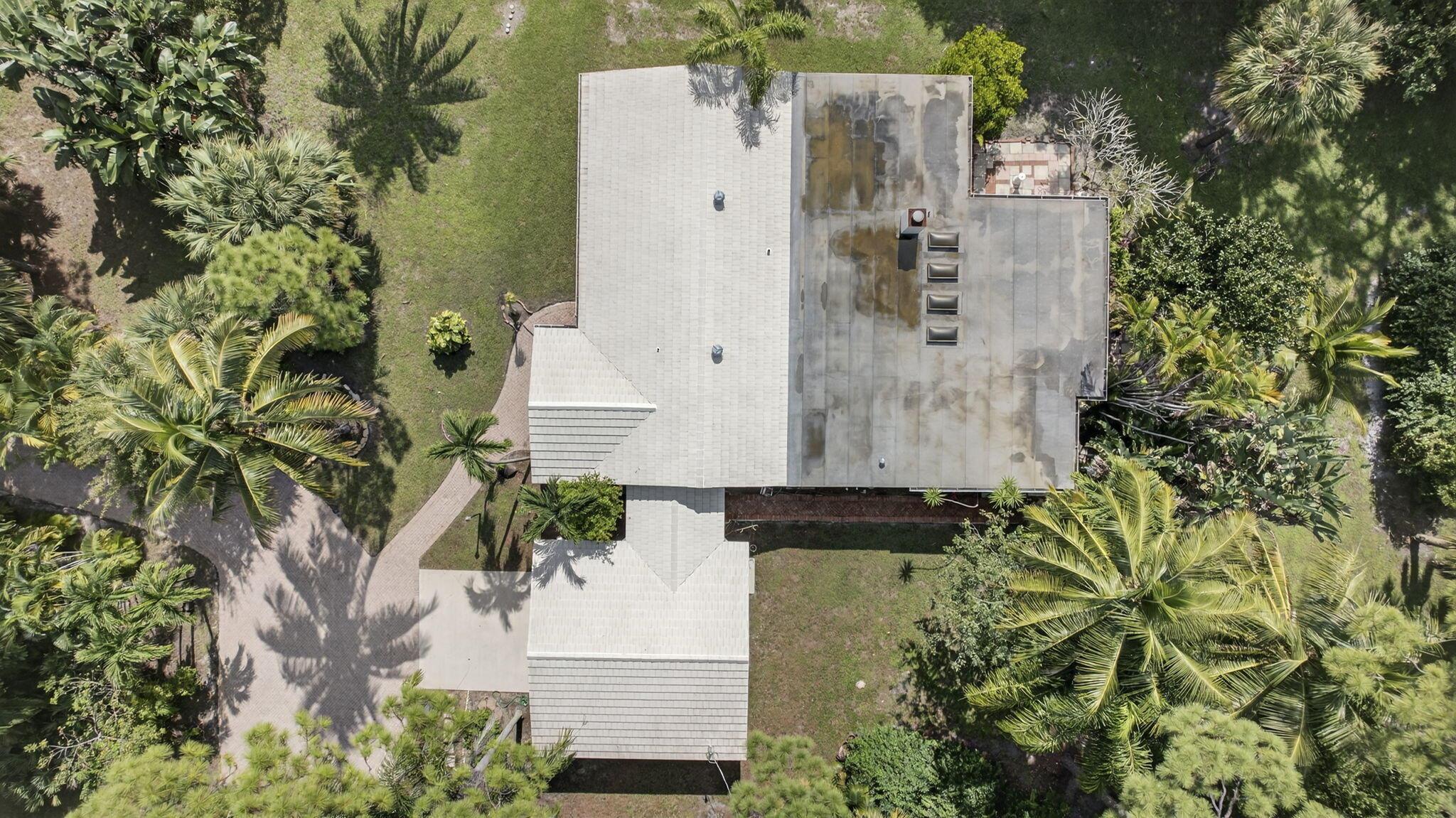 SQUARE LAKE - Residential