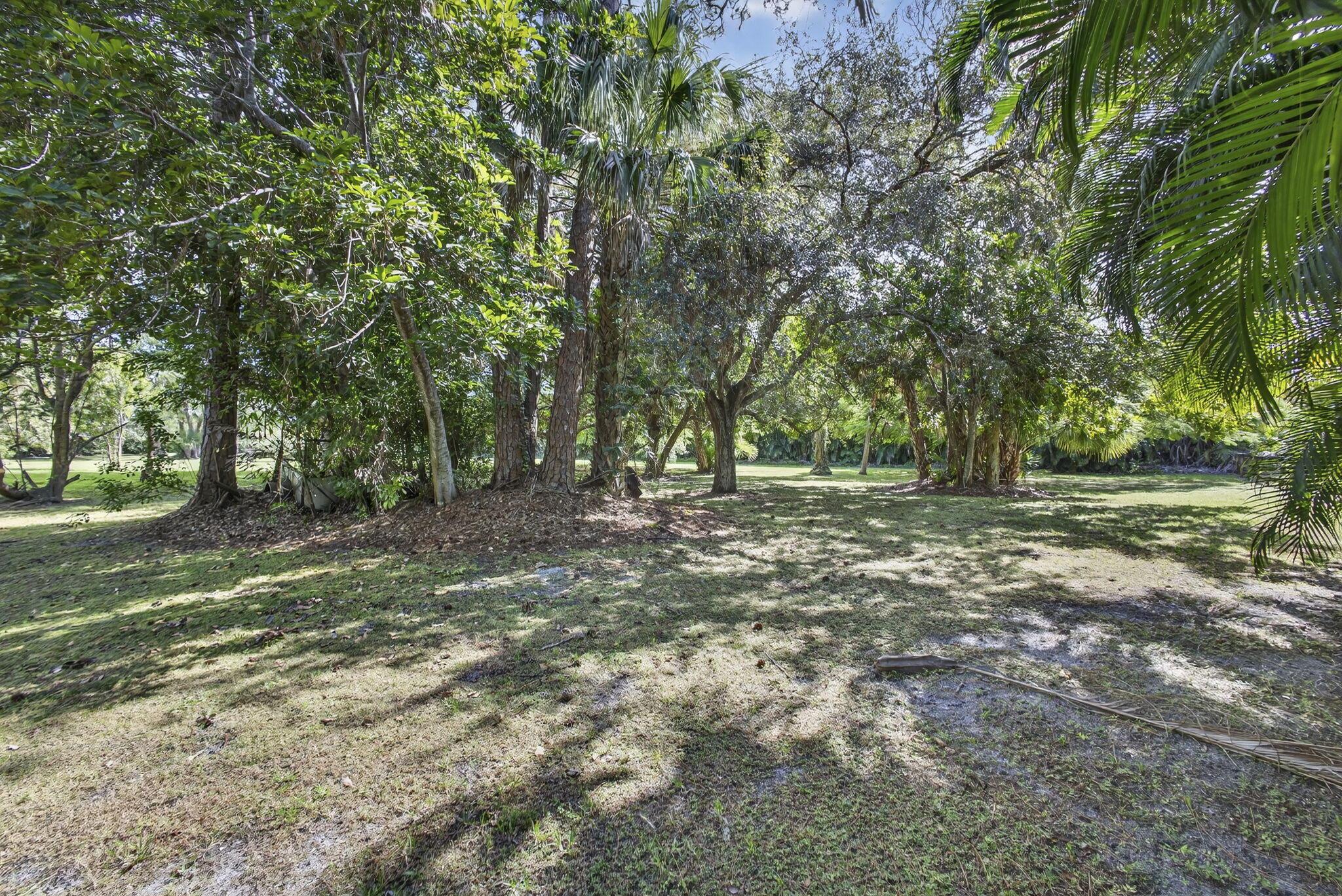 SQUARE LAKE - Residential