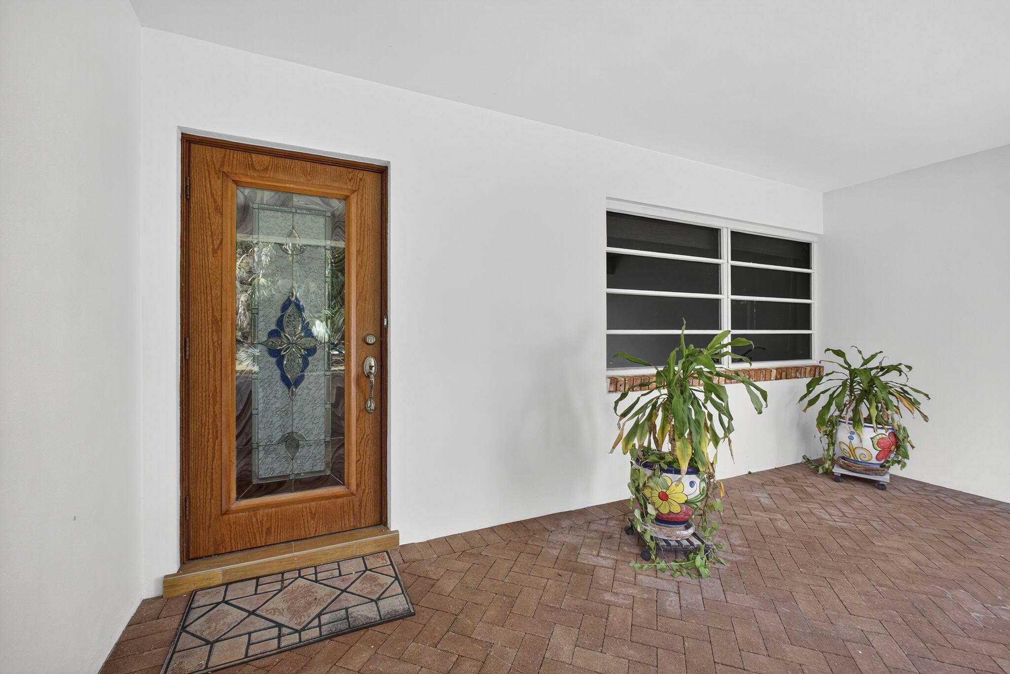 SQUARE LAKE - Residential