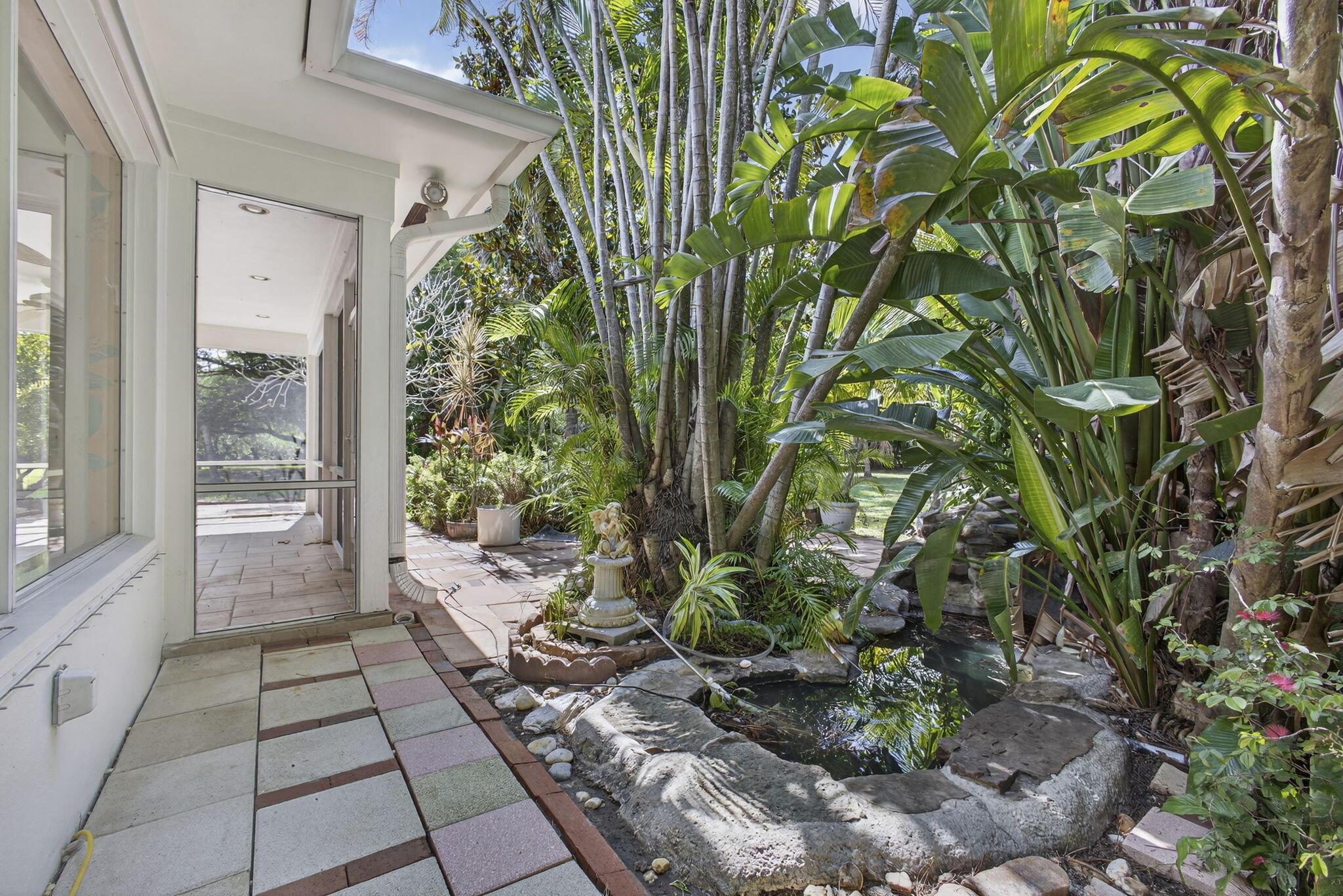 SQUARE LAKE - Residential