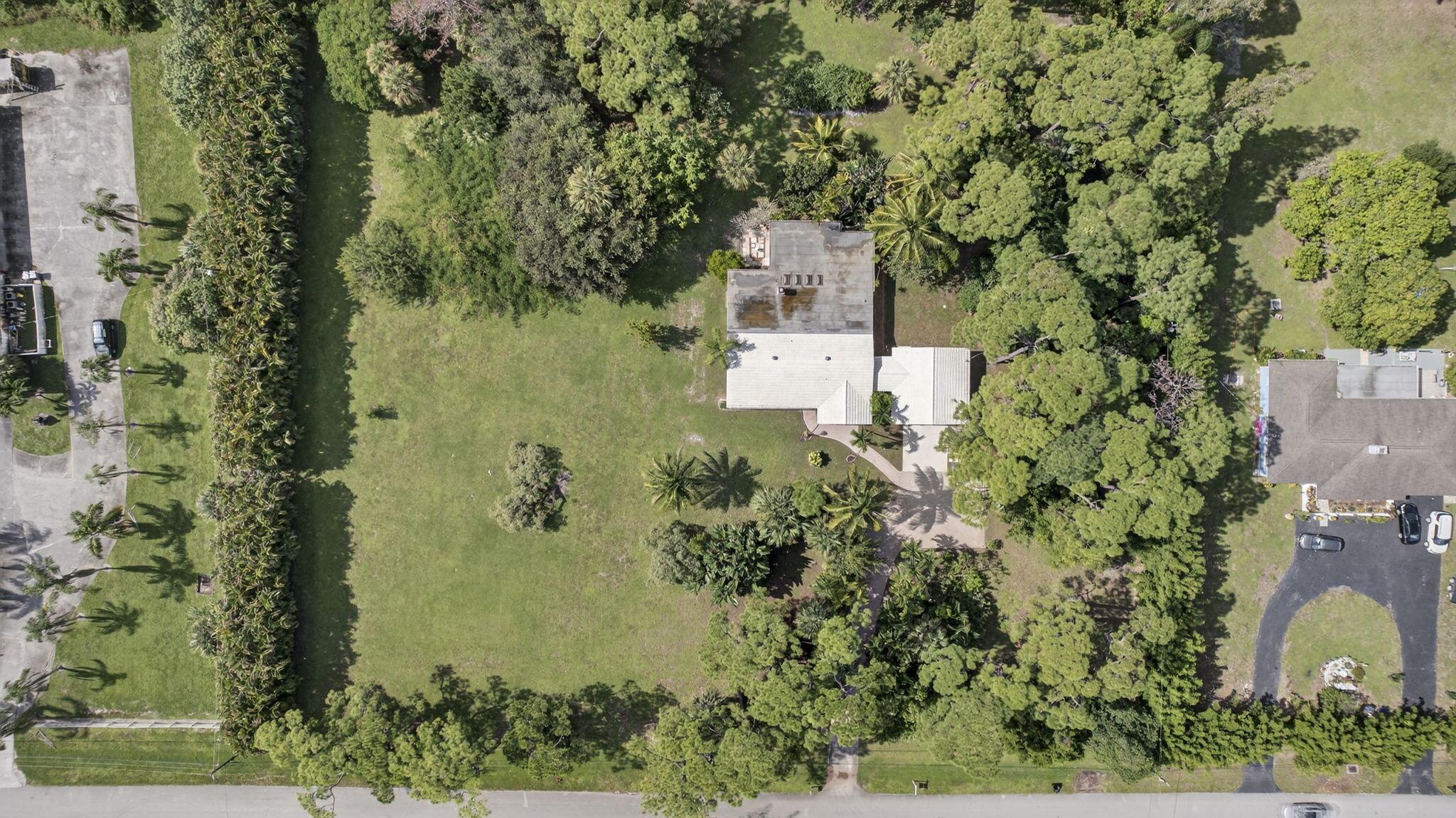 SQUARE LAKE - Residential