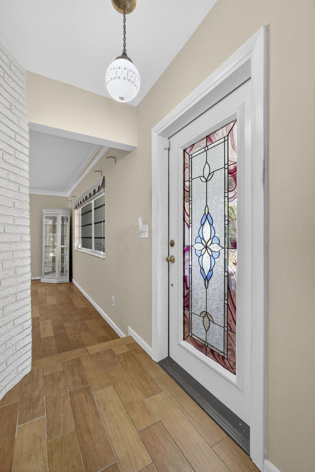 SQUARE LAKE - Residential