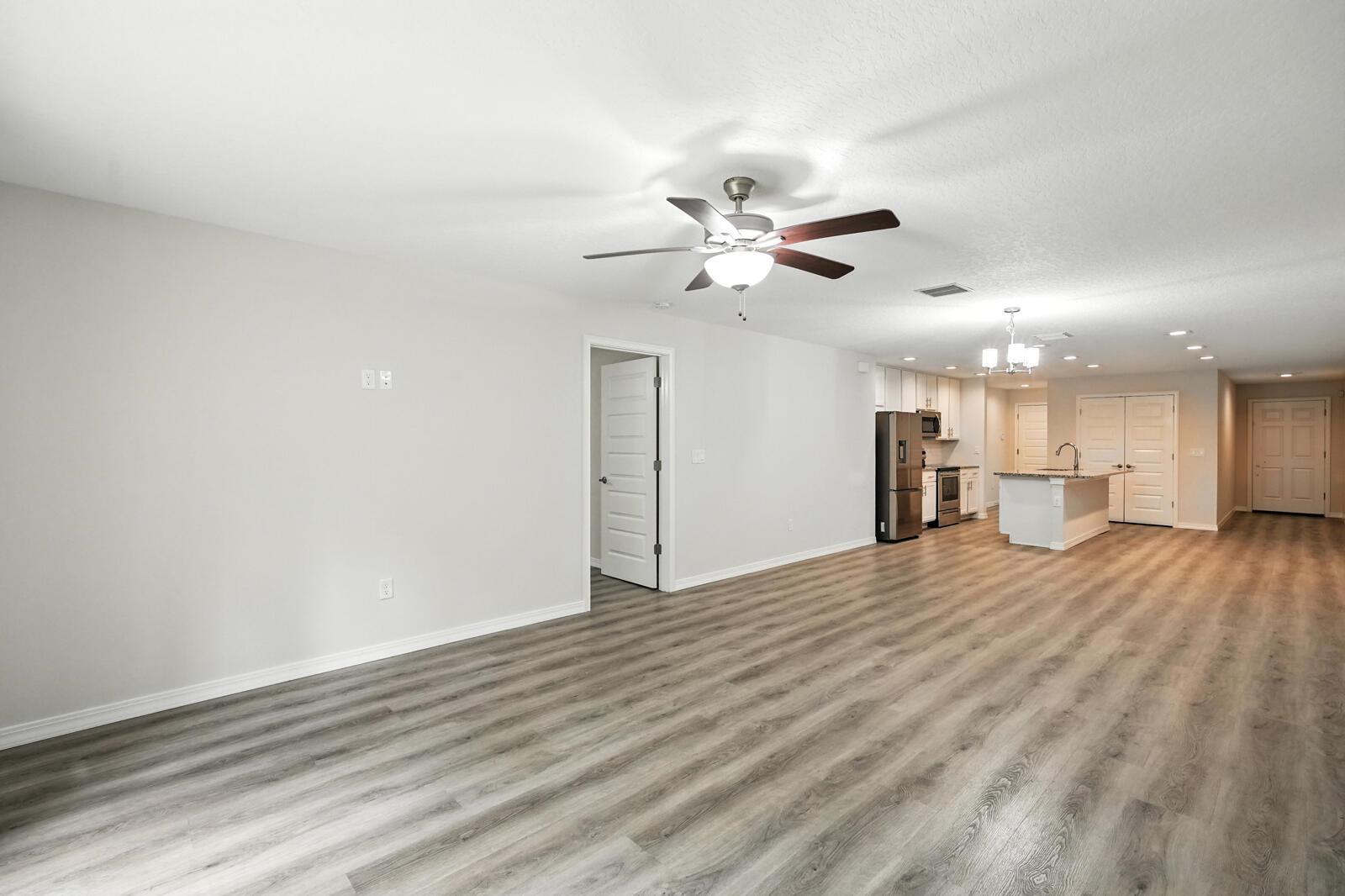 PALM COAST SEC 65 - Residential Income