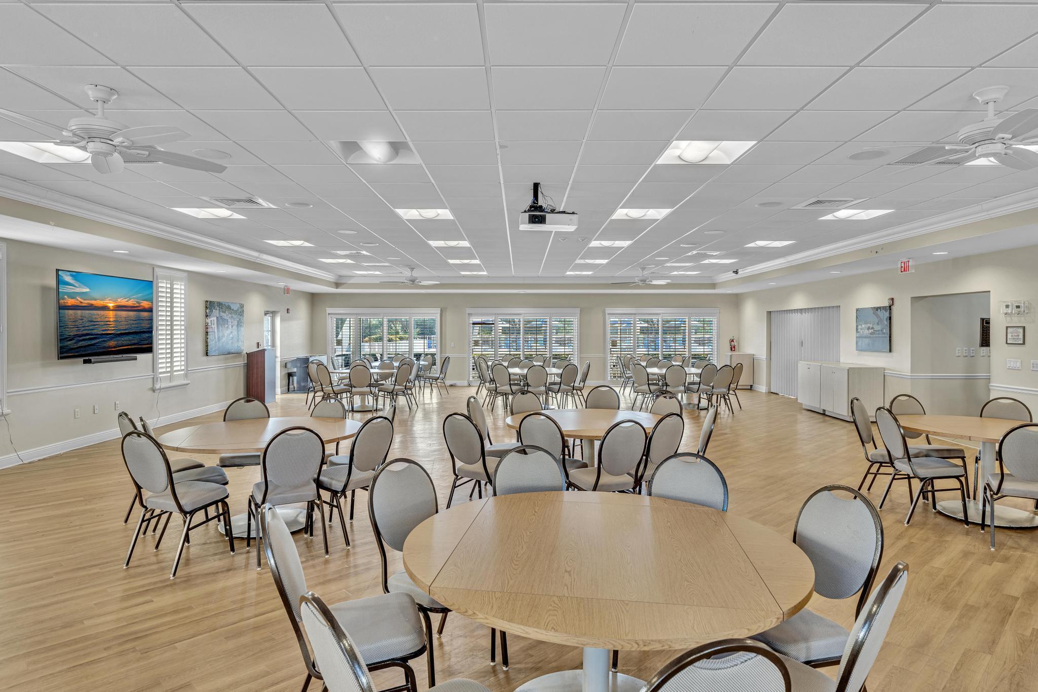 COLONIAL CLUB CONDO SEC 1 - Residential Lease