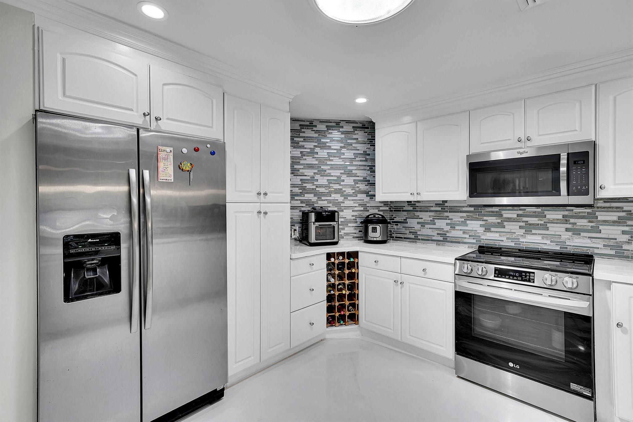 POMPANO BEACH HIGHLANDS 5 - Residential Income