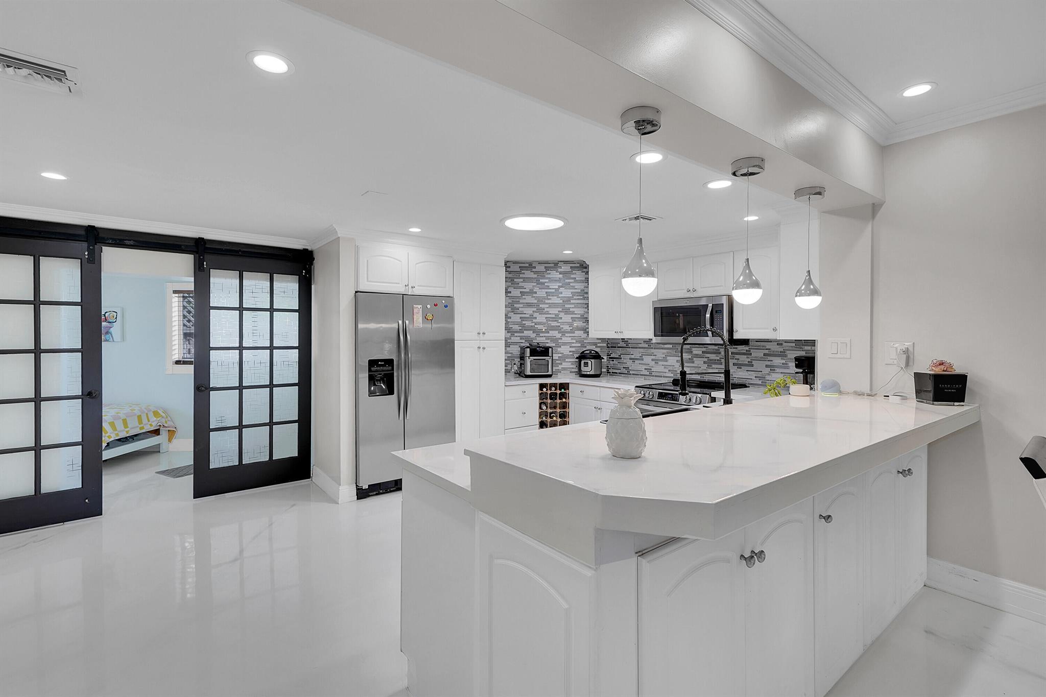 POMPANO BEACH HIGHLANDS 5 - Residential Income