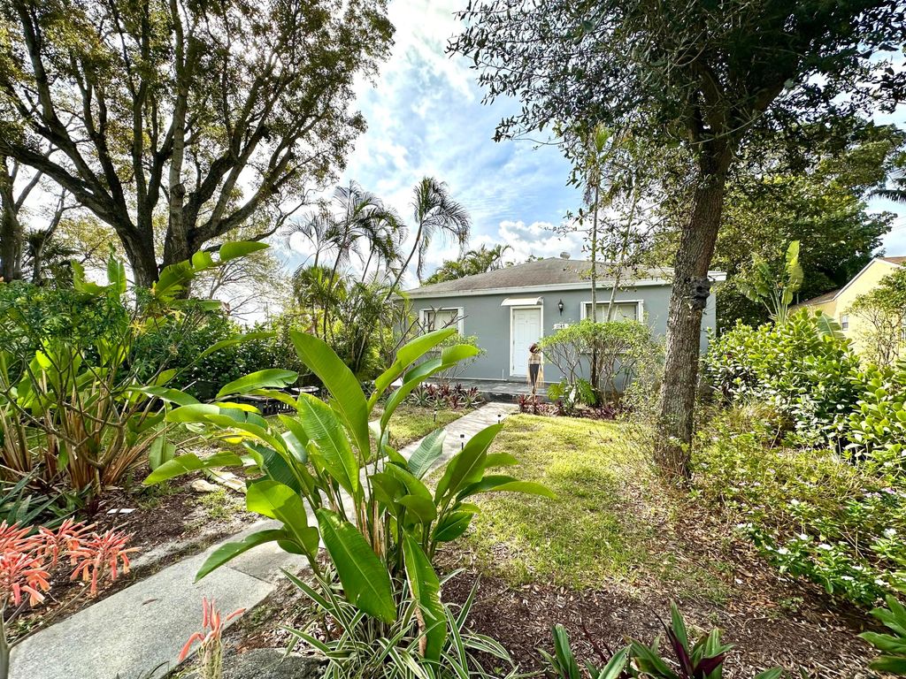 Photo of 1147 15th Avenue N #A, Lake Worth Beach, FL 33460 (MLS # R11064443)