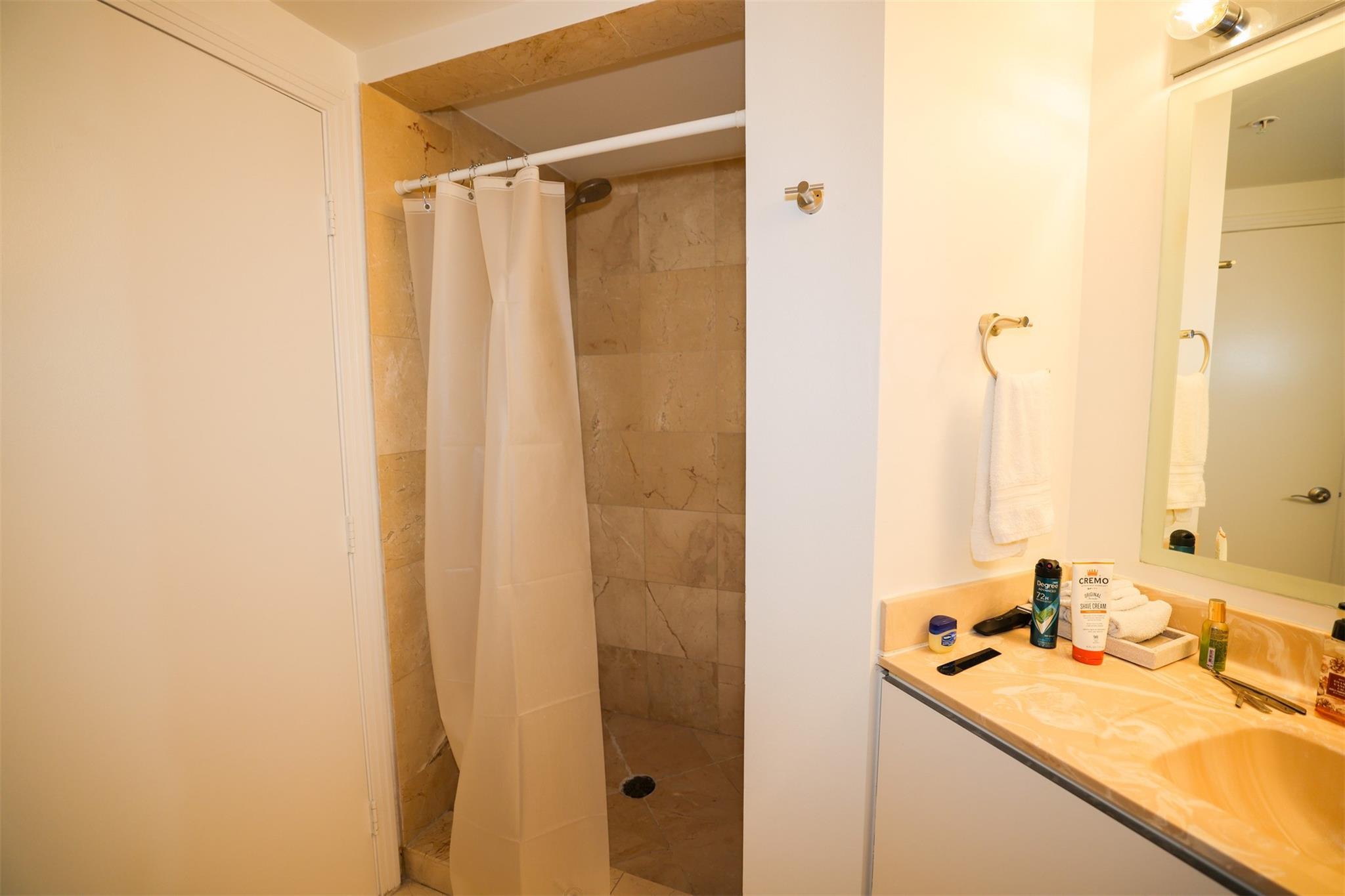 Metropolis Dadeland - Residential