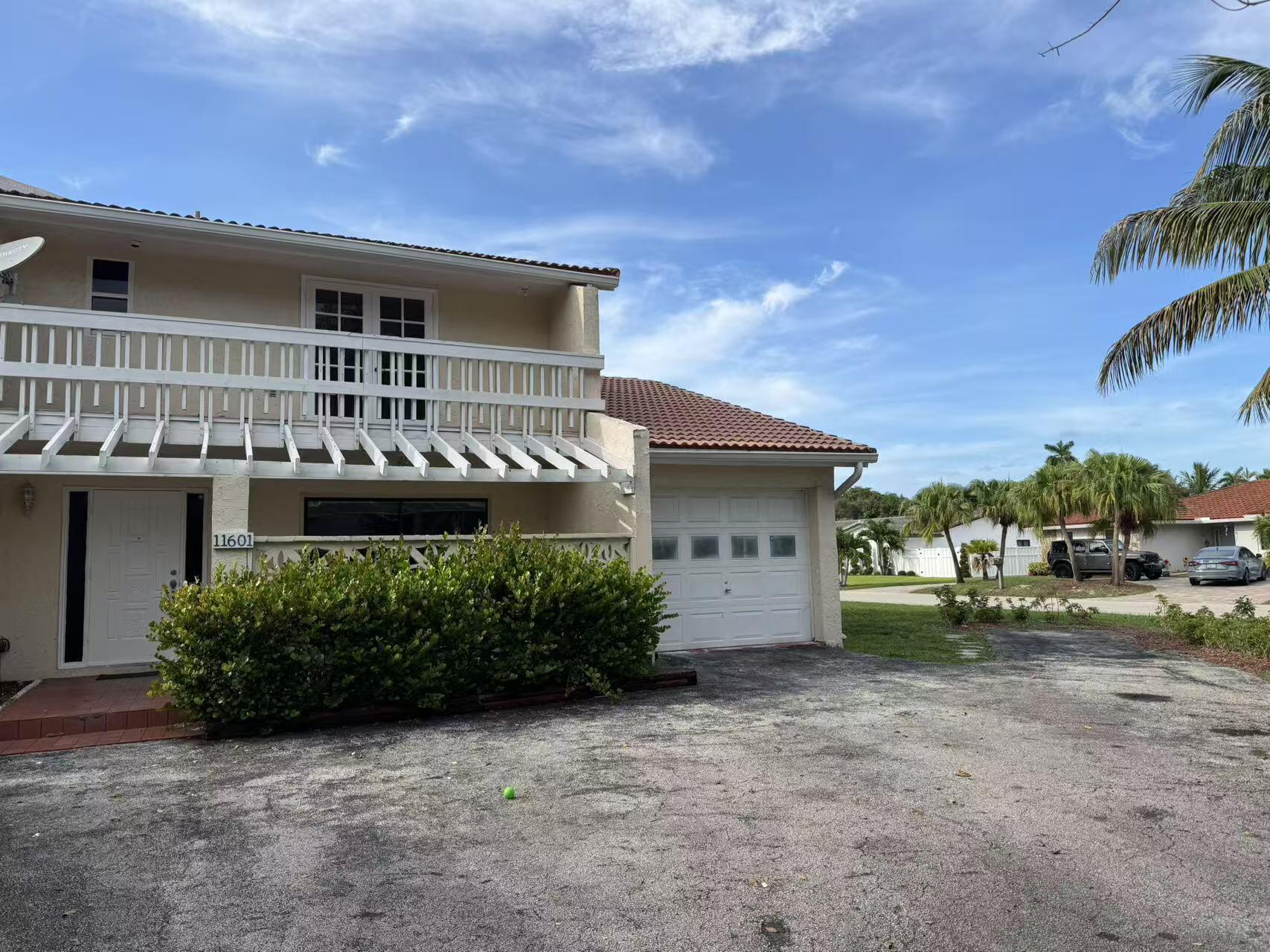 11601 NW 28 Street 6e