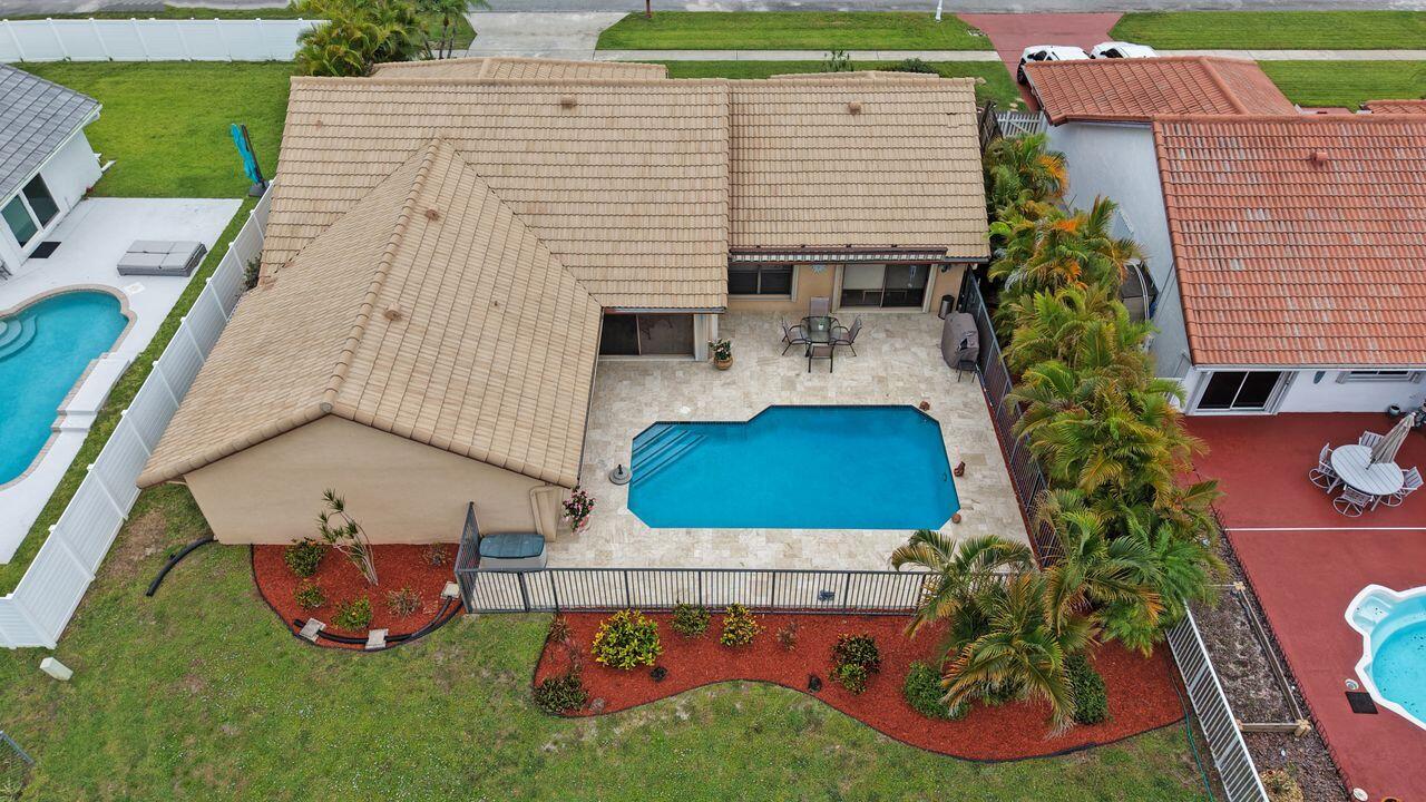 6063 Sunberry Circle