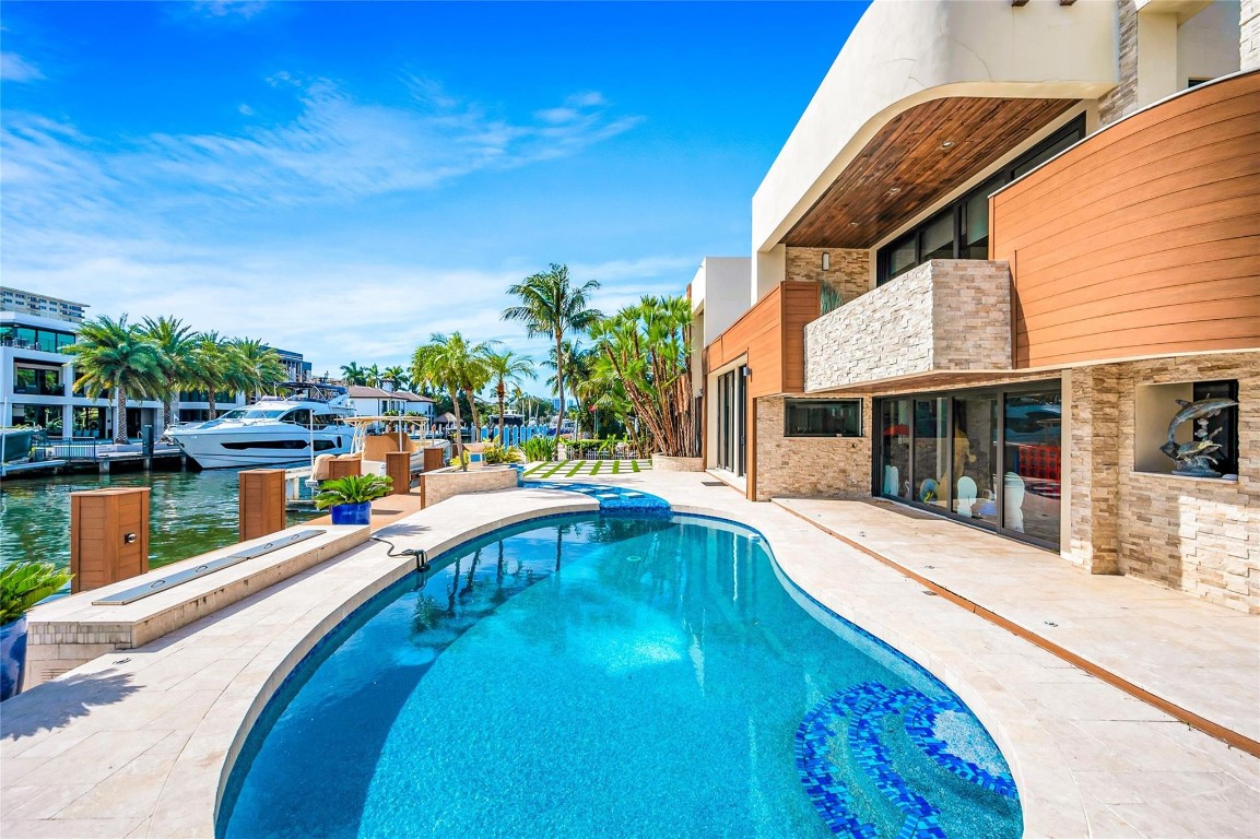 ASPETUCK POINT - Residential Lease