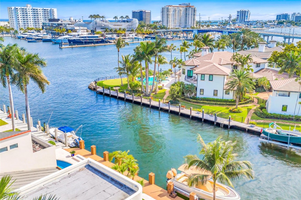 ASPETUCK POINT - Residential Lease