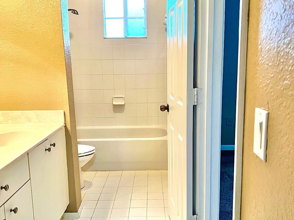 Woodland Villas 1st Add 7 - Residential Lease