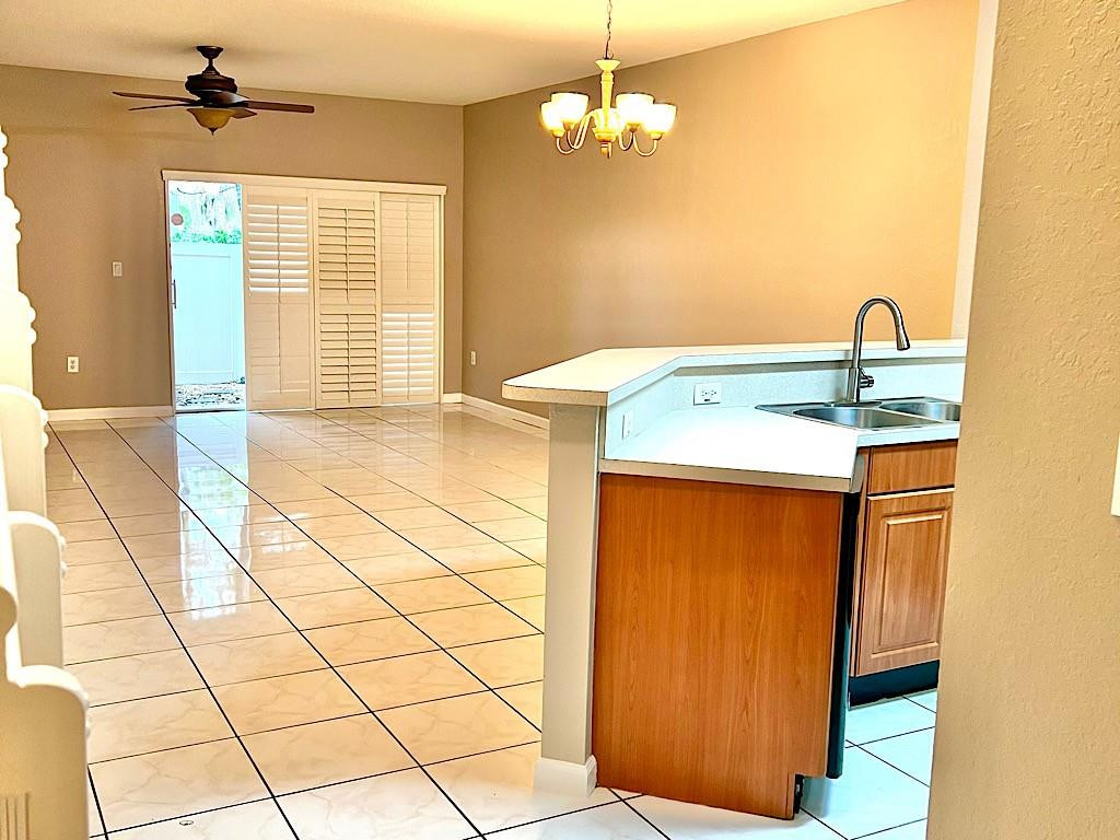 Woodland Villas 1st Add 7 - Residential Lease