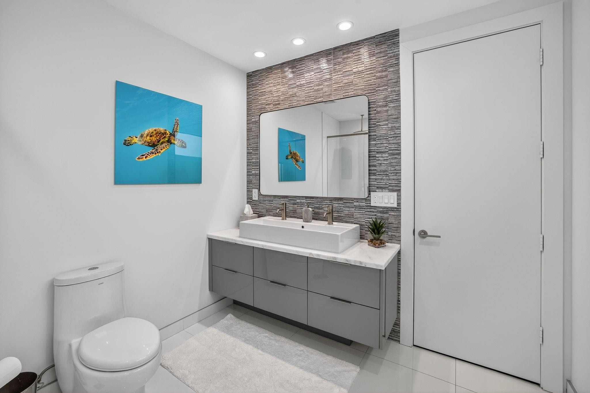 LAUDERDALE BEACH - Residential