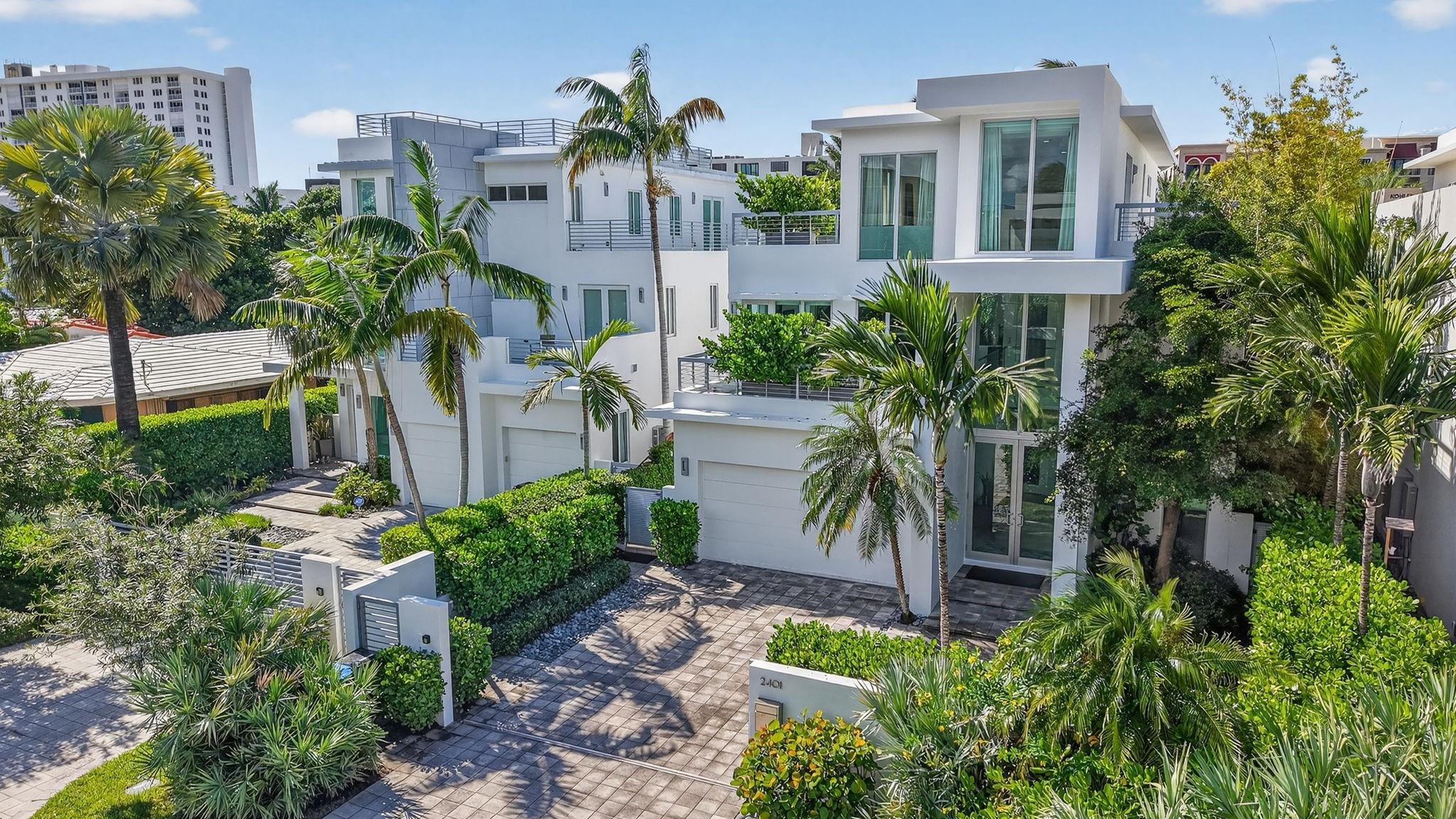 LAUDERDALE BEACH - Residential