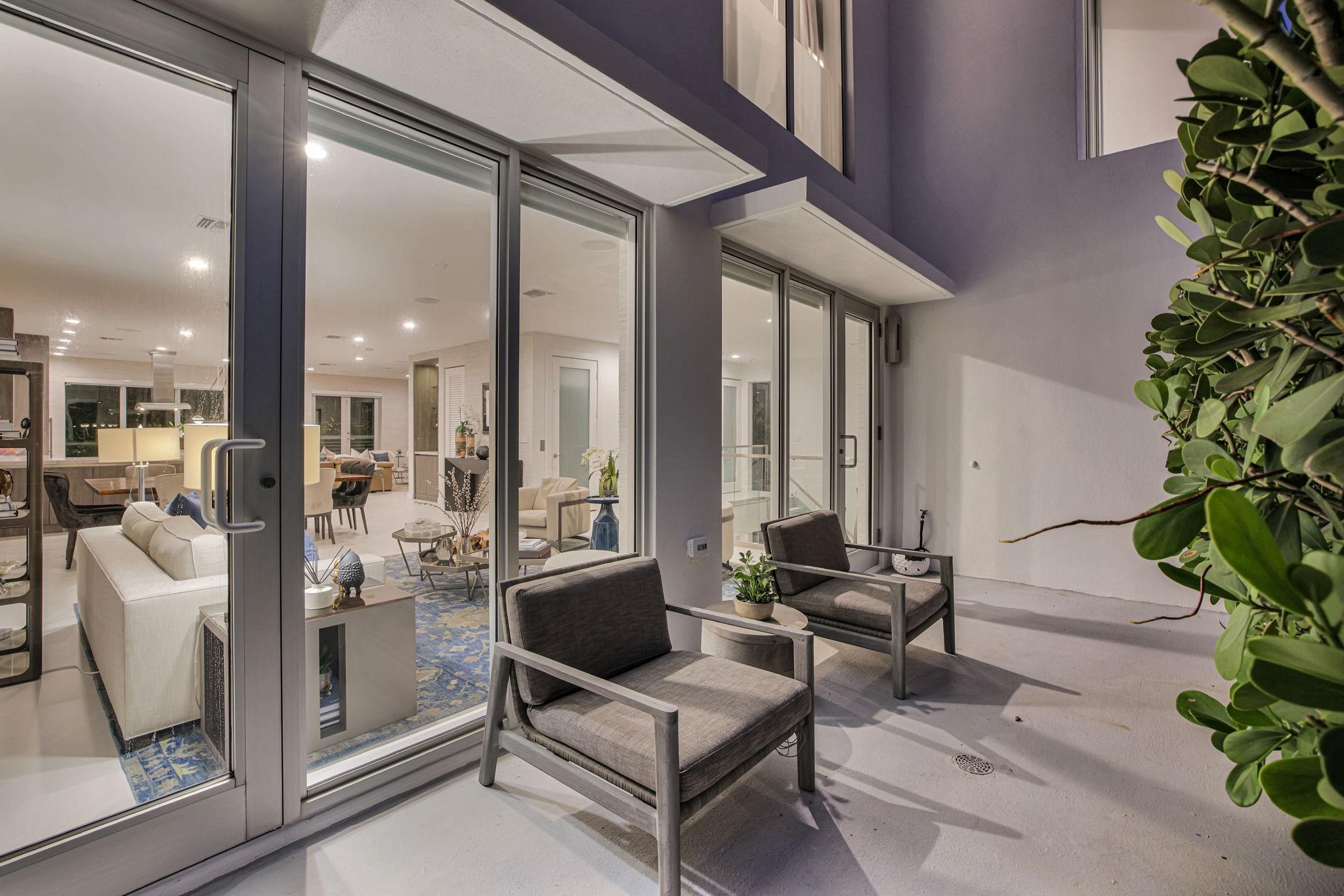 LAUDERDALE BEACH - Residential