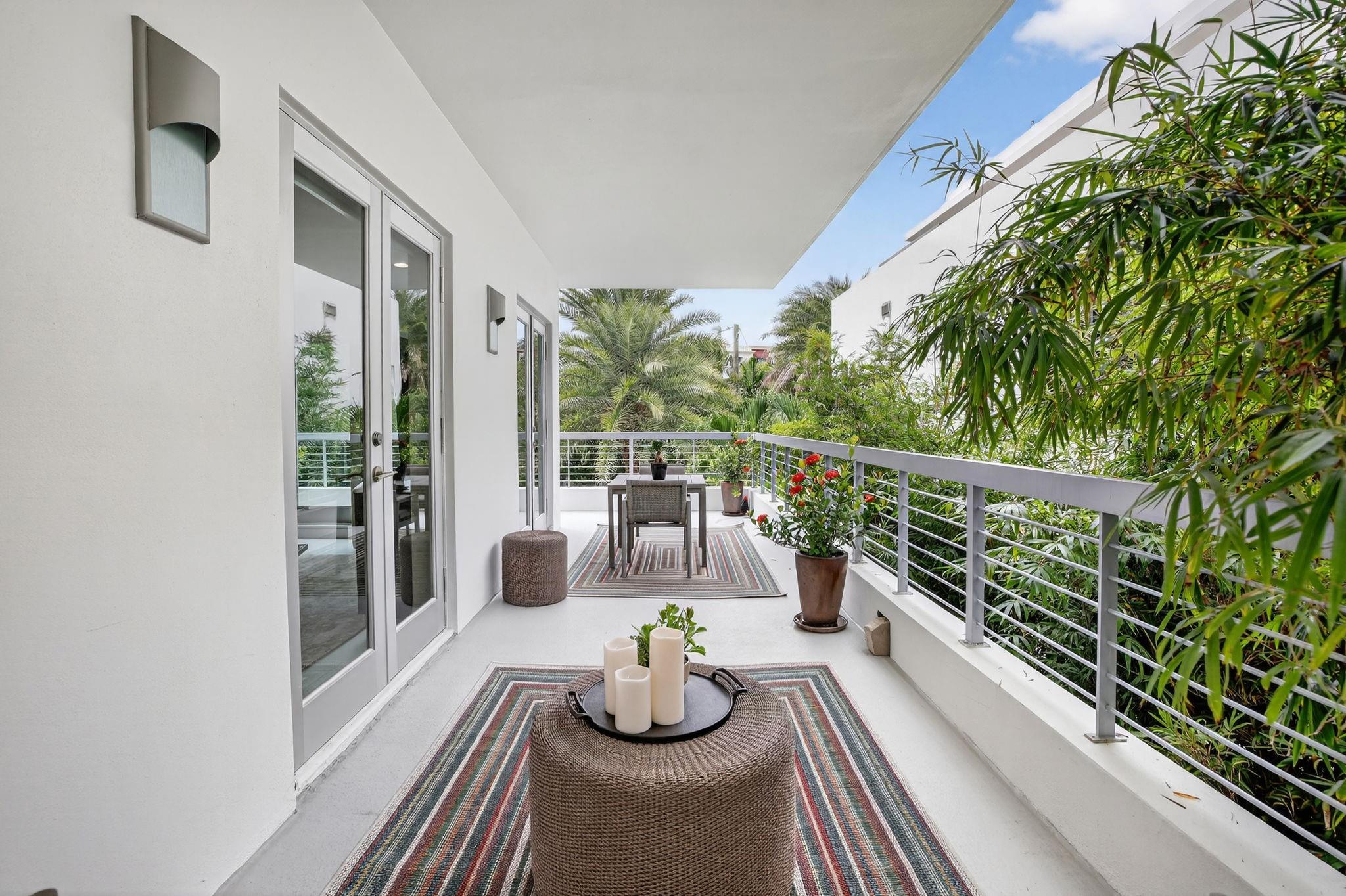 LAUDERDALE BEACH - Residential