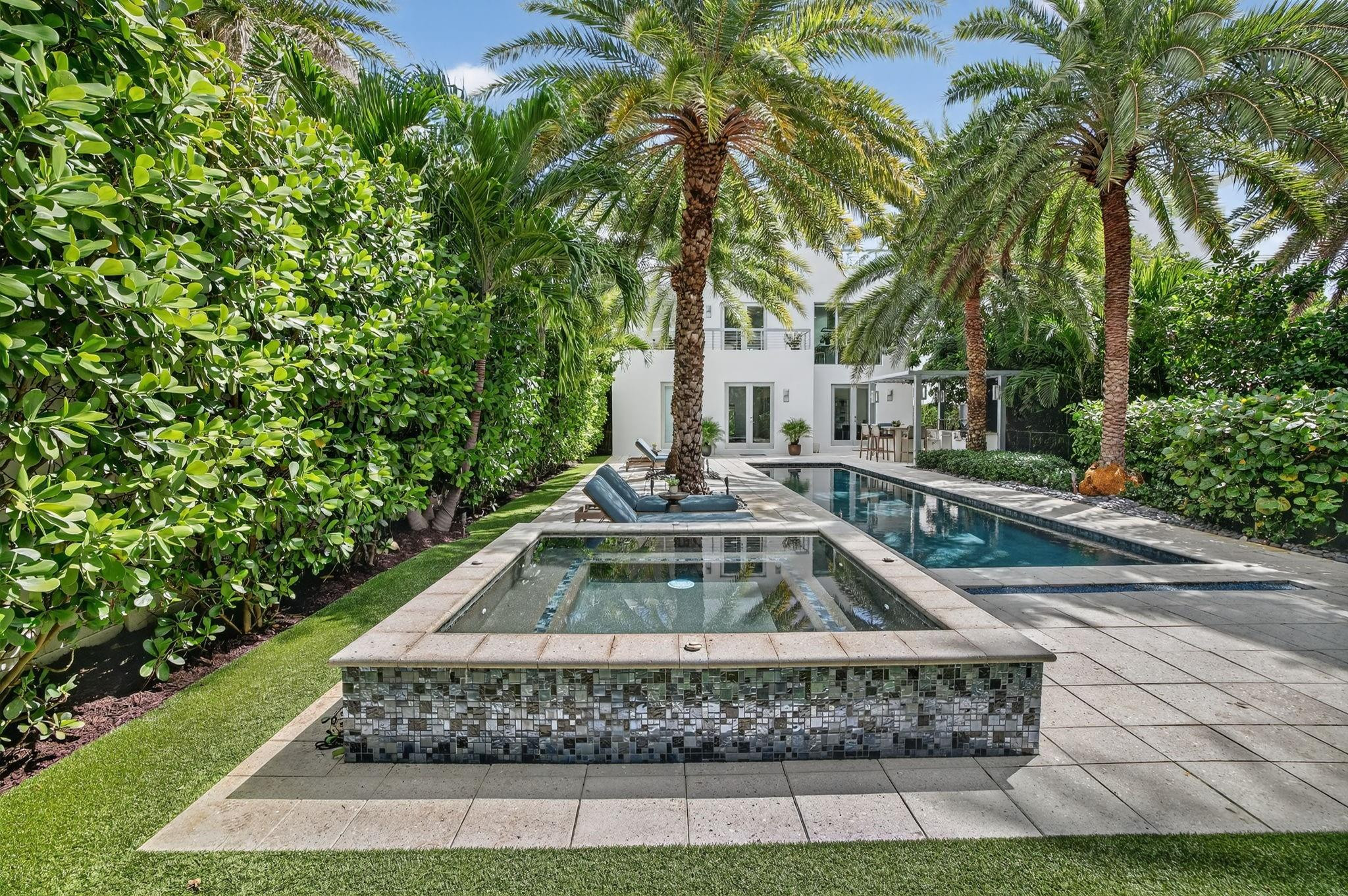 LAUDERDALE BEACH - Residential