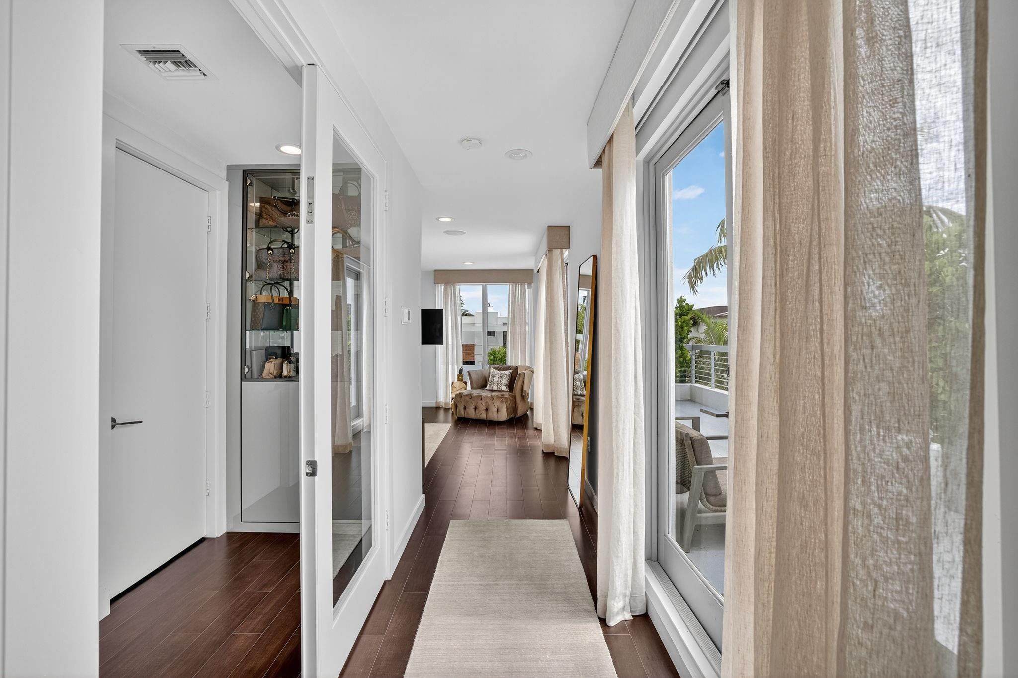 LAUDERDALE BEACH - Residential