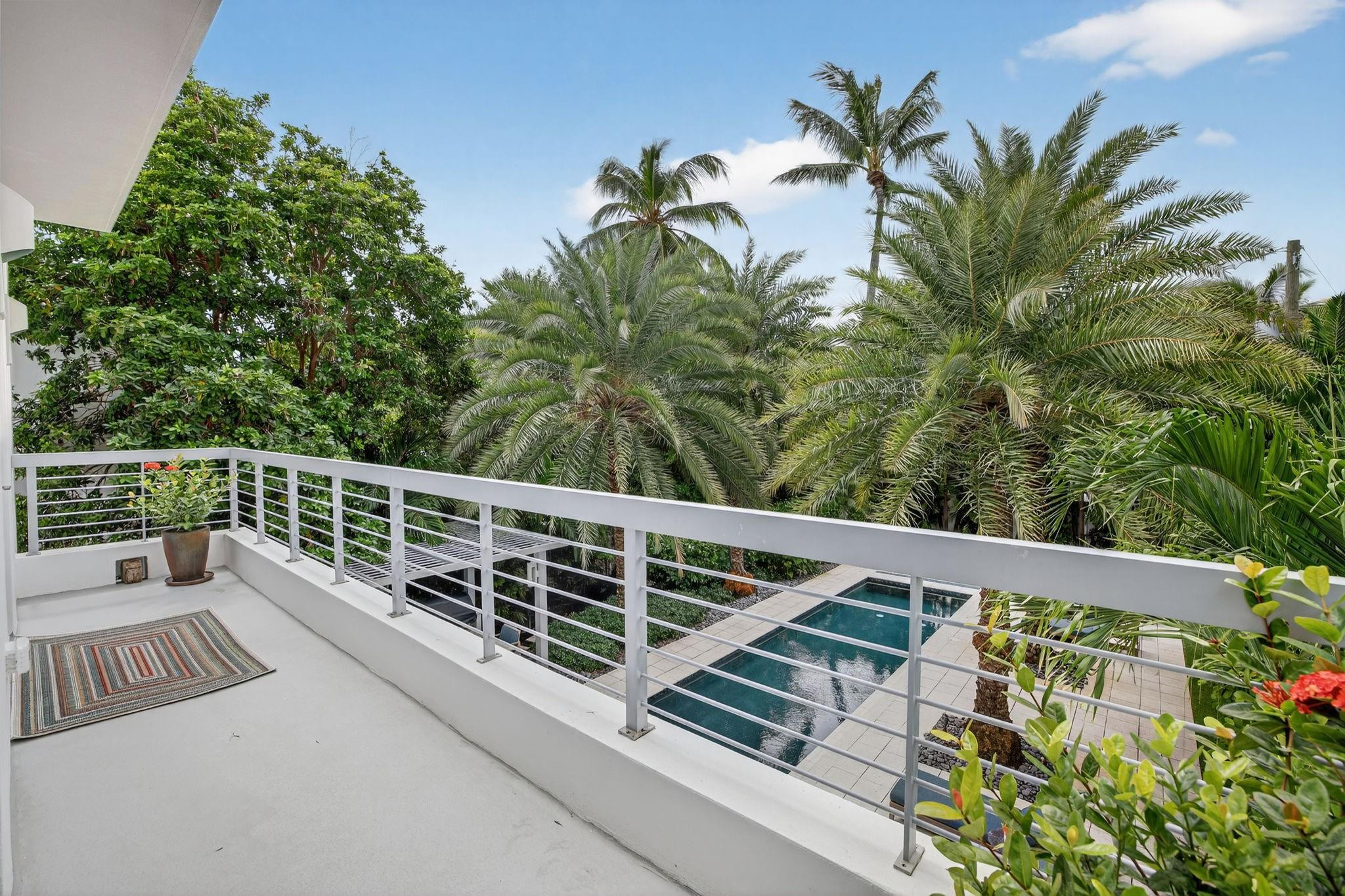 LAUDERDALE BEACH - Residential