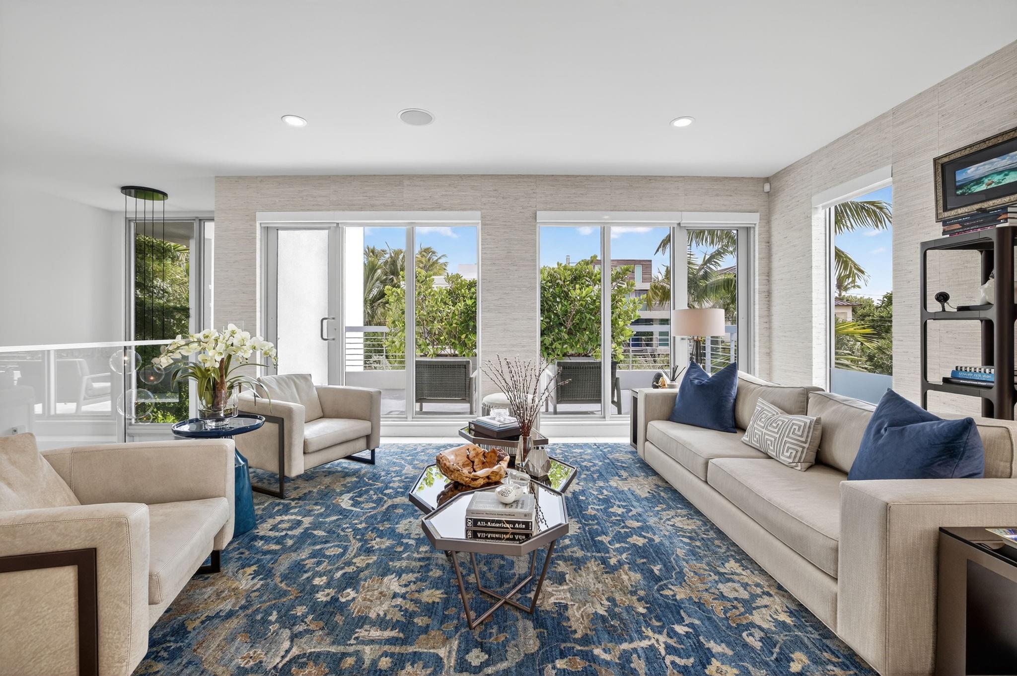 LAUDERDALE BEACH - Residential