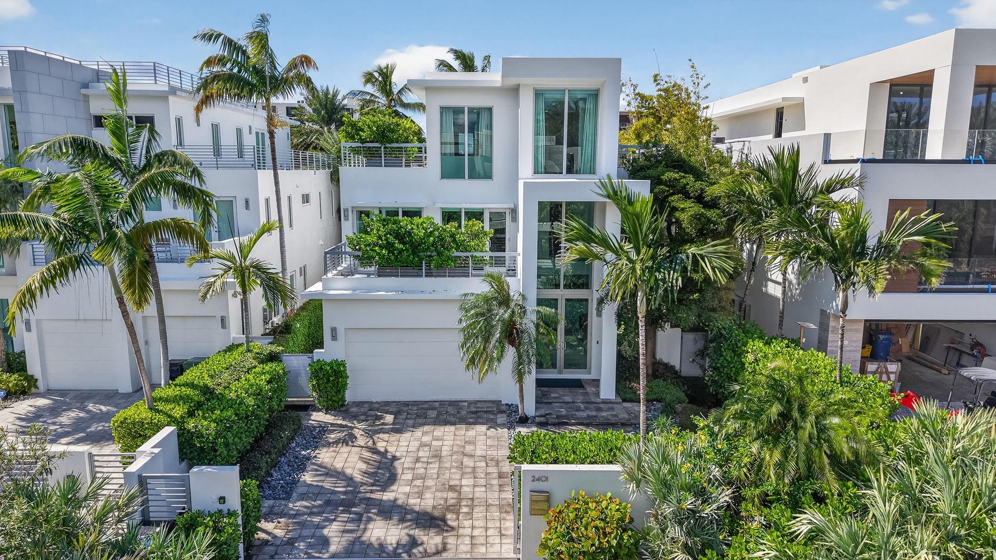 LAUDERDALE BEACH - Residential