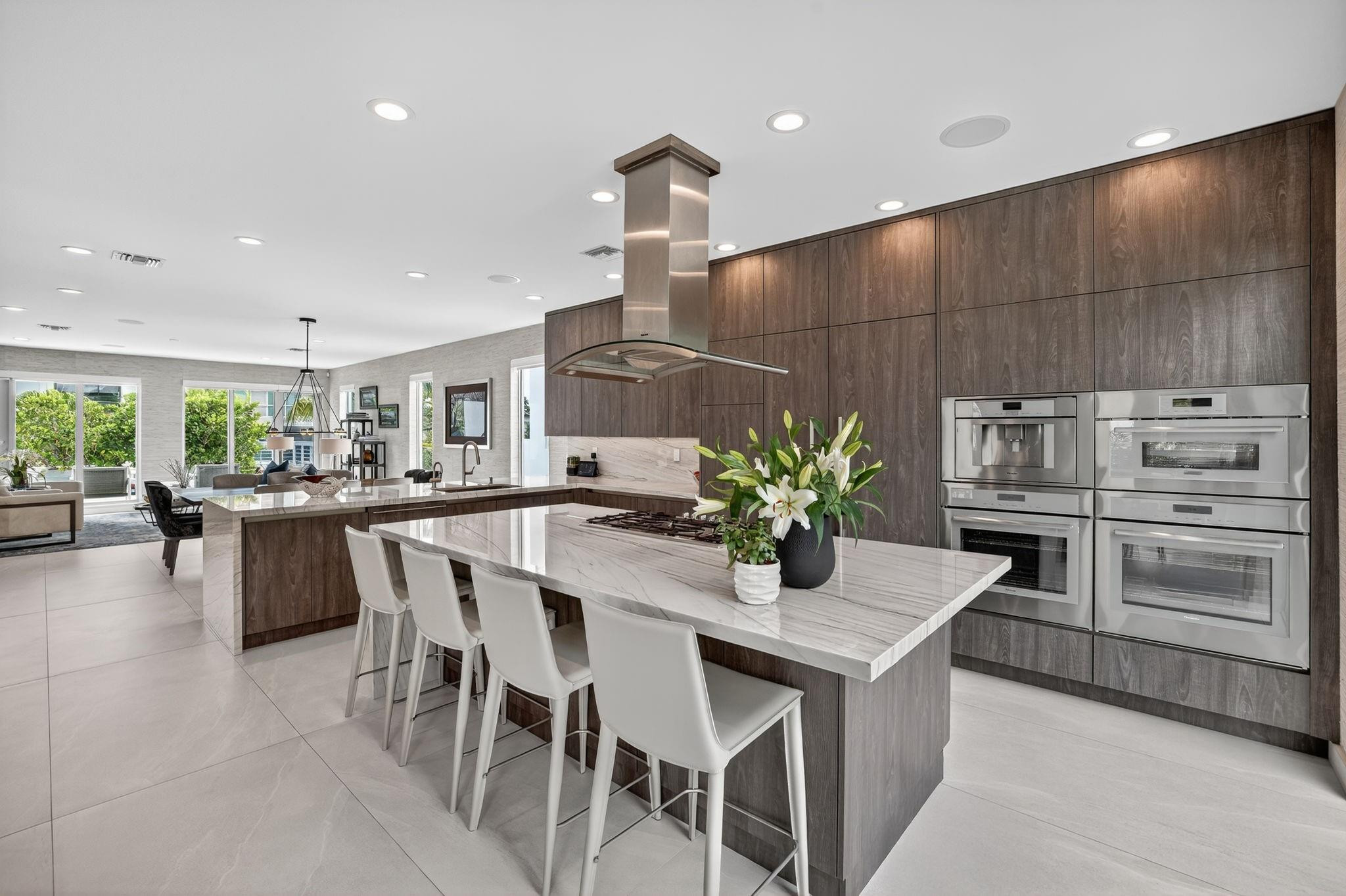 LAUDERDALE BEACH - Residential