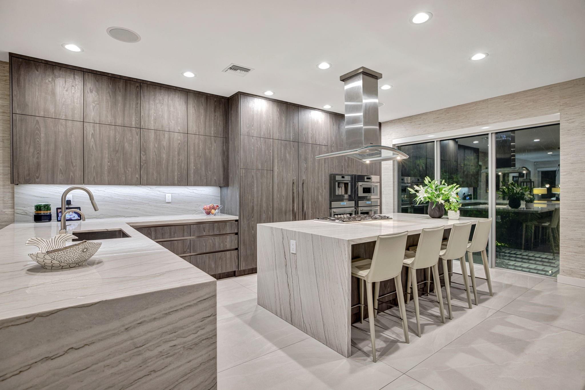 LAUDERDALE BEACH - Residential