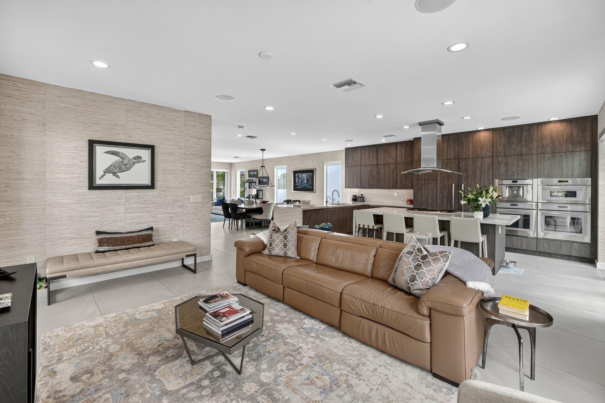 LAUDERDALE BEACH - Residential