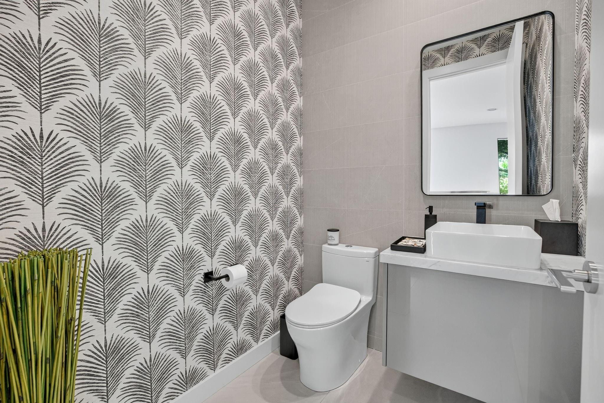 LAUDERDALE BEACH - Residential