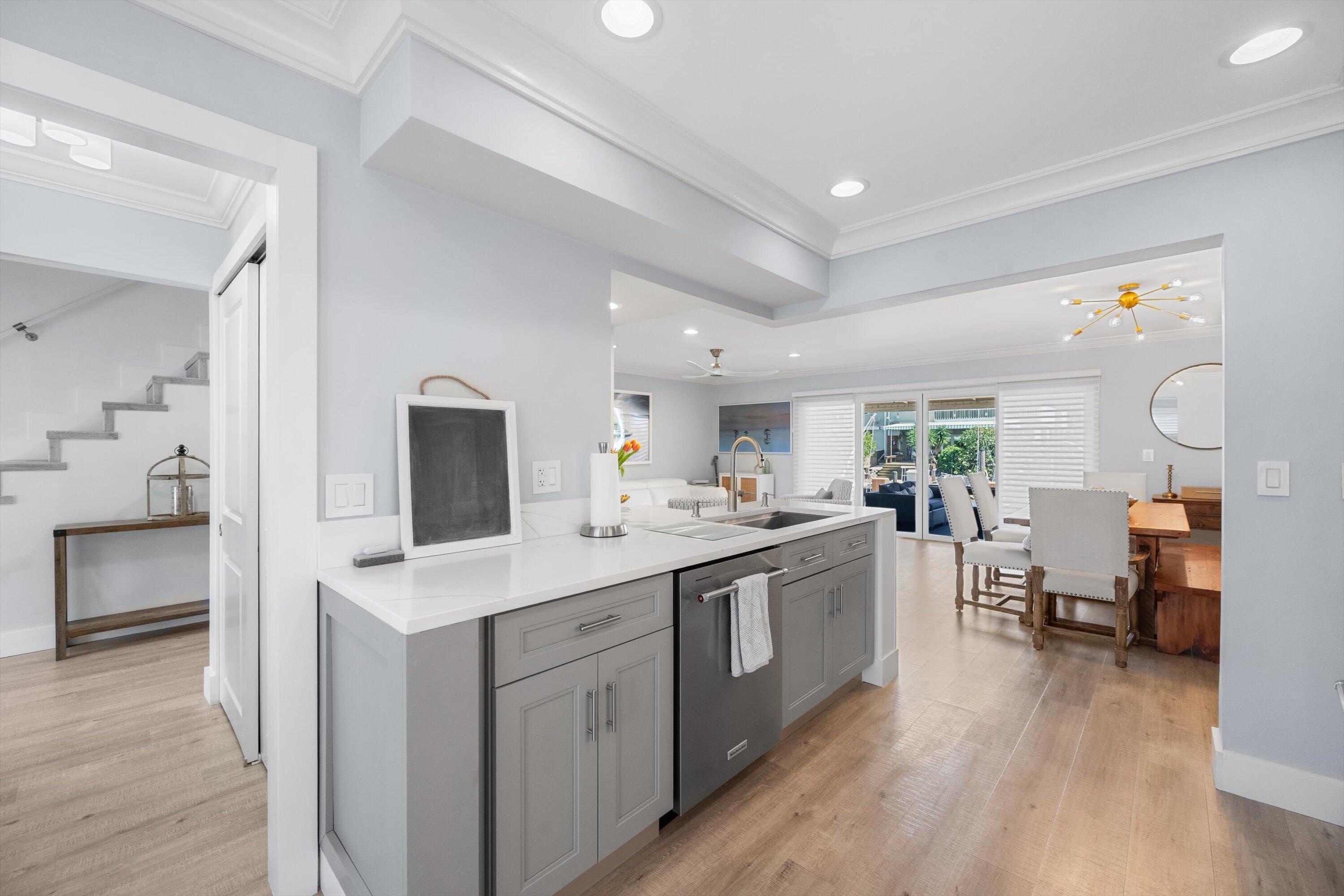 LAKE WORTH MARINER VLG - Residential