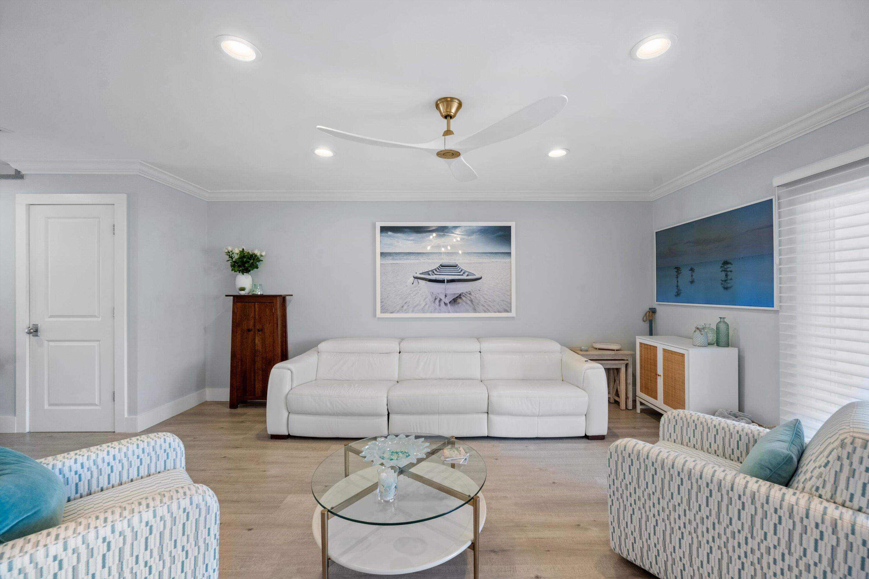 LAKE WORTH MARINER VLG - Residential
