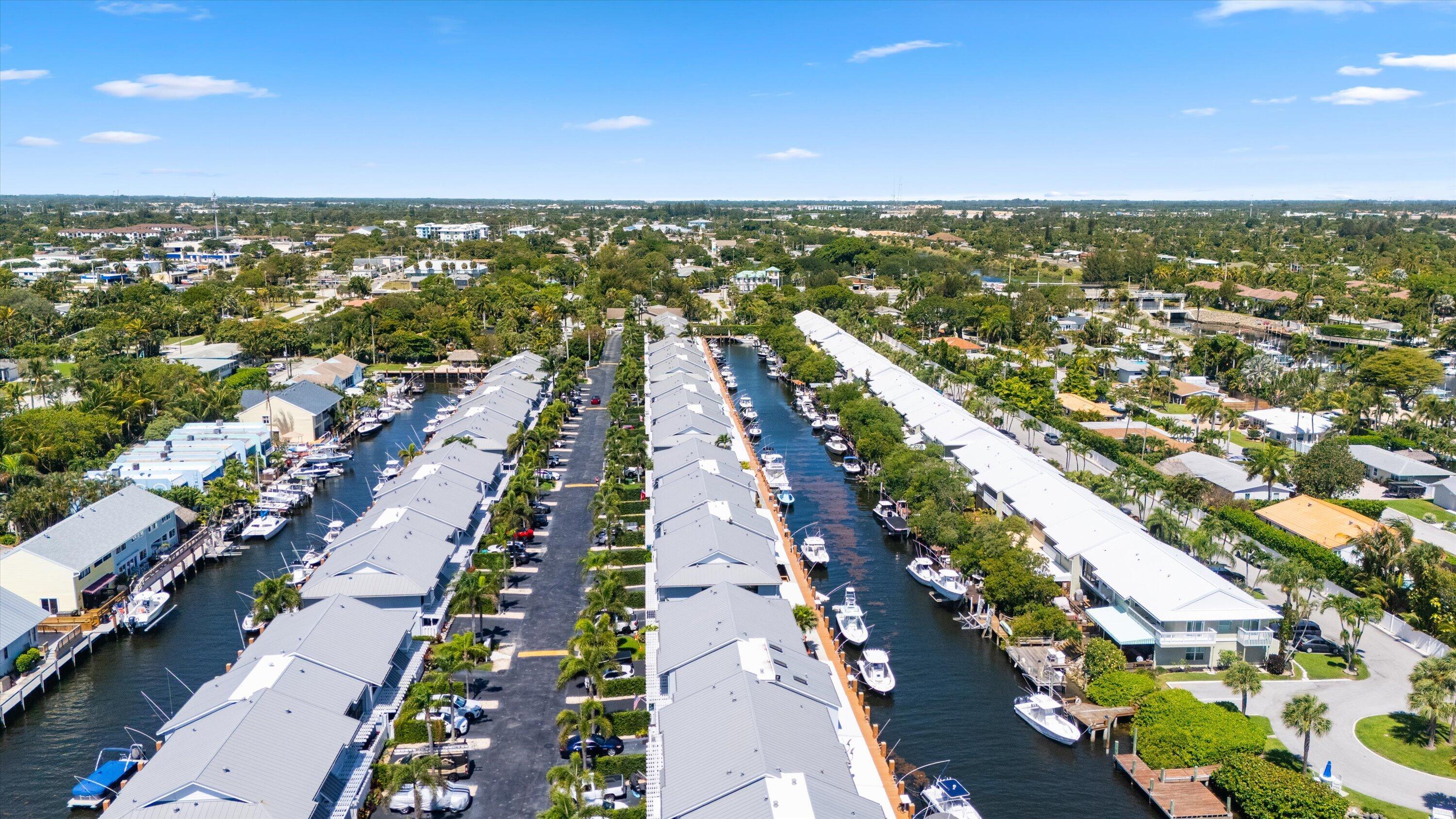 LAKE WORTH MARINER VLG - Residential