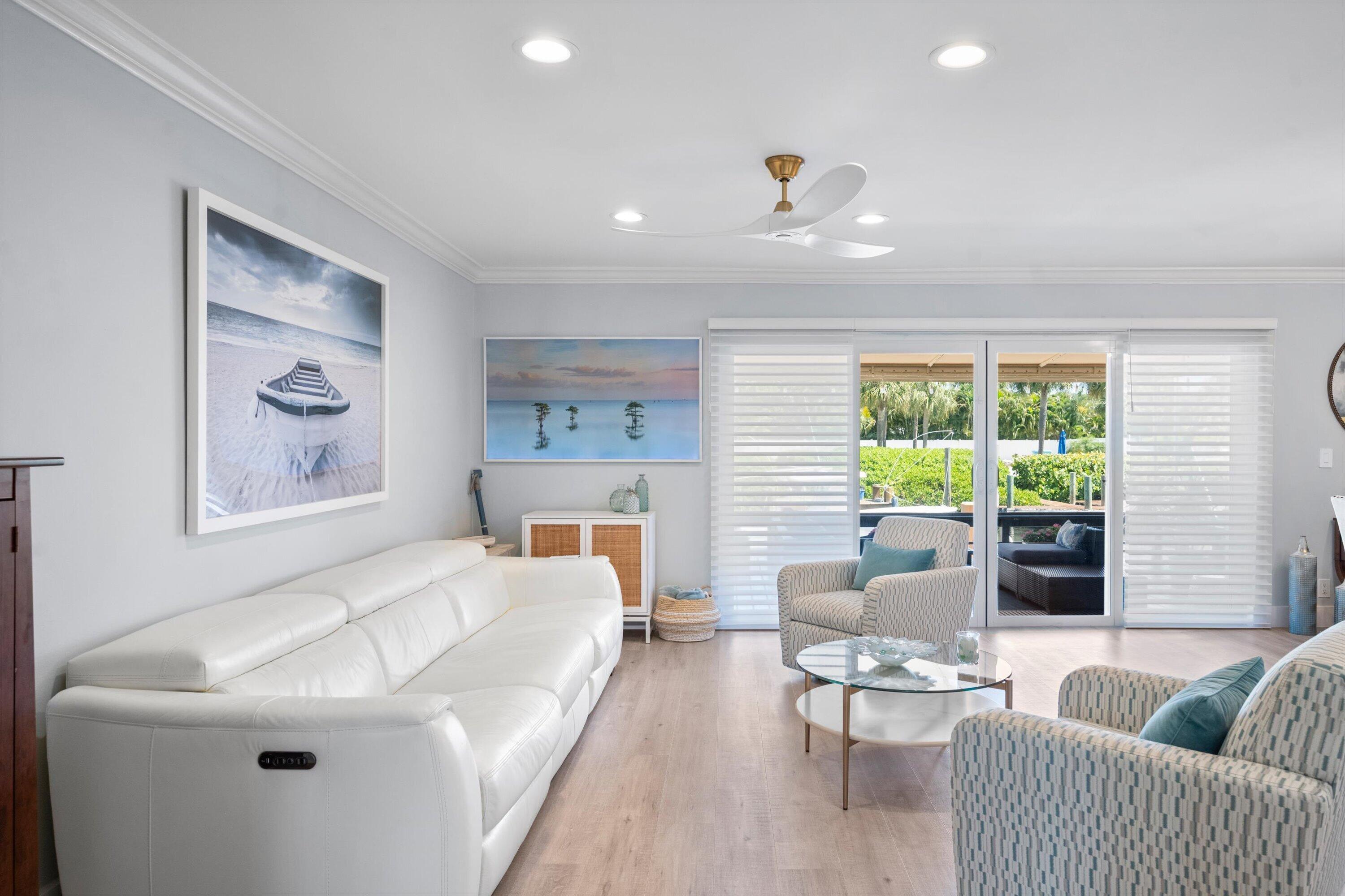 LAKE WORTH MARINER VLG - Residential