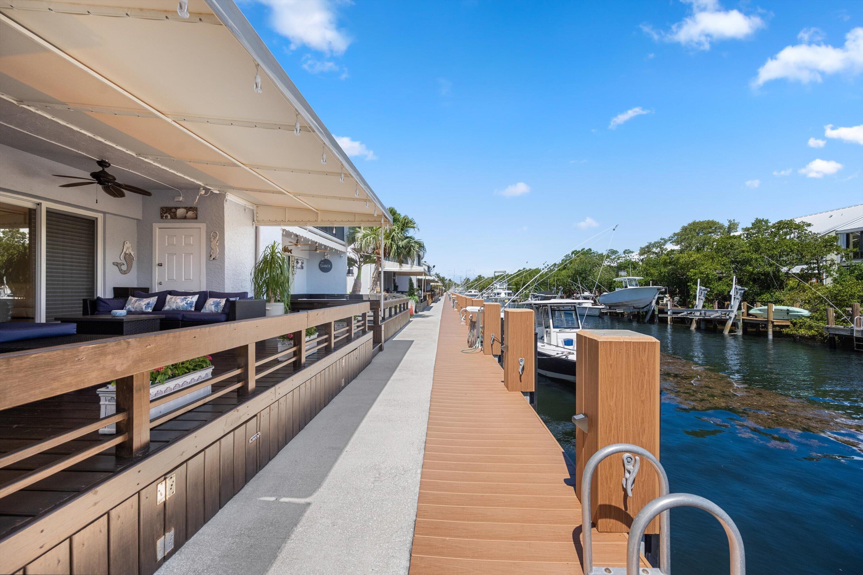 LAKE WORTH MARINER VLG - Residential