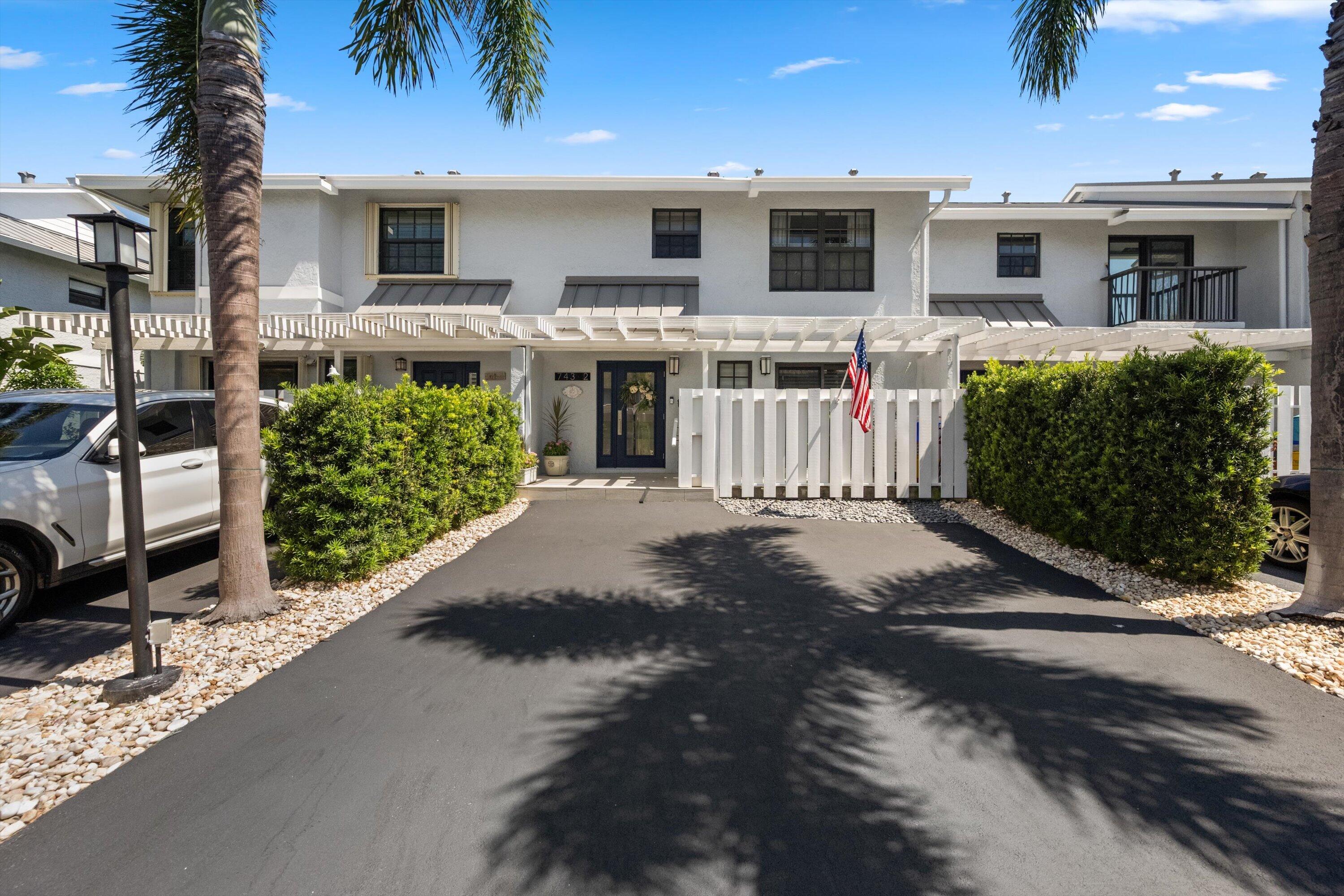 LAKE WORTH MARINER VLG - Residential