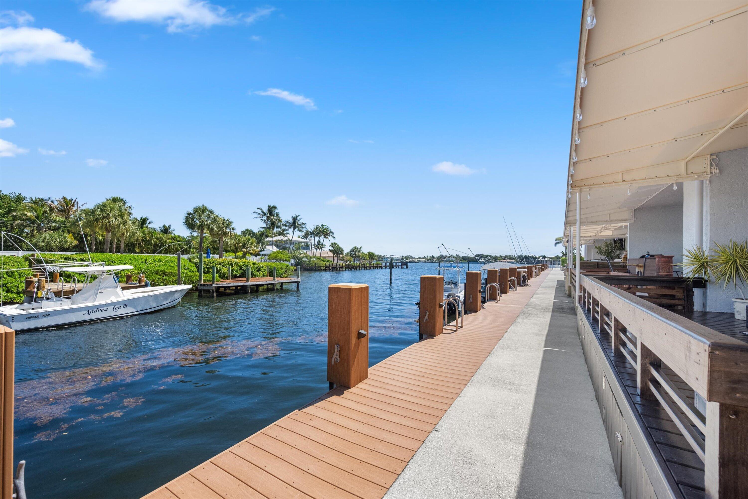 LAKE WORTH MARINER VLG - Residential