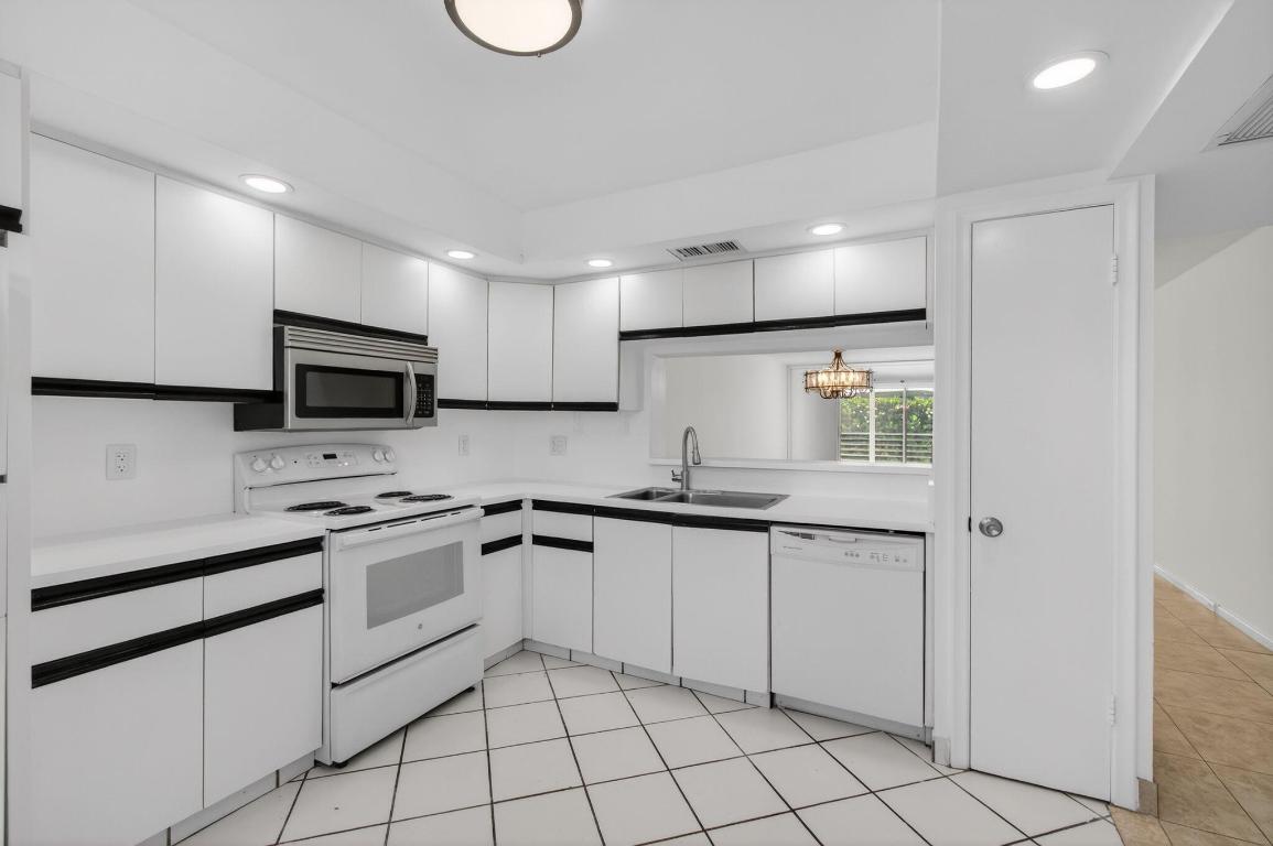 WYNMOOR - Residential Lease