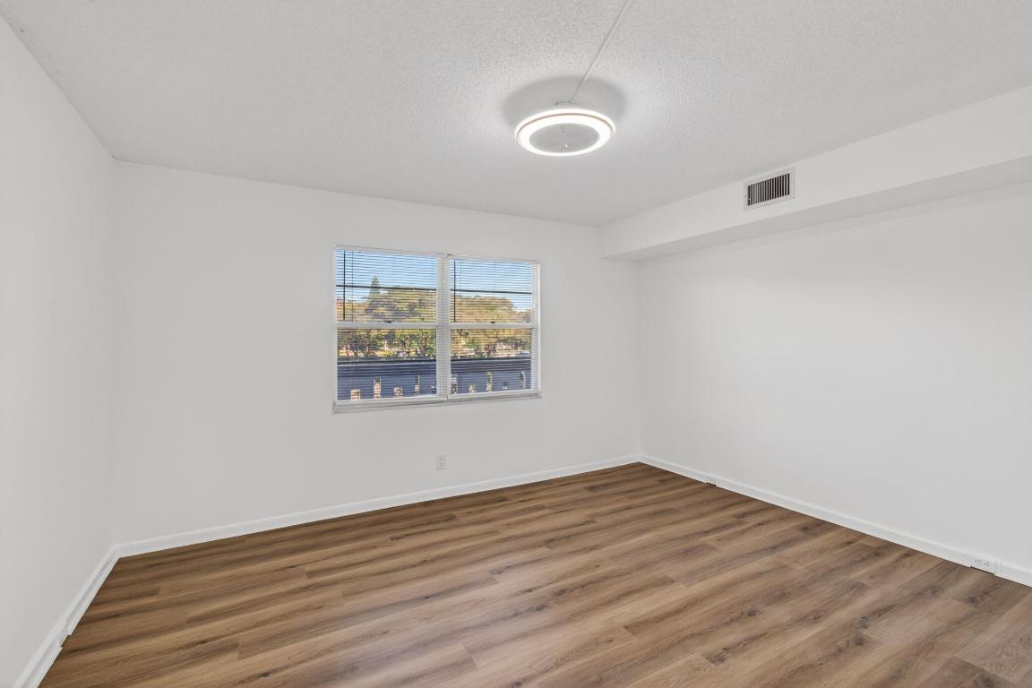 WYNMOOR - Residential Lease