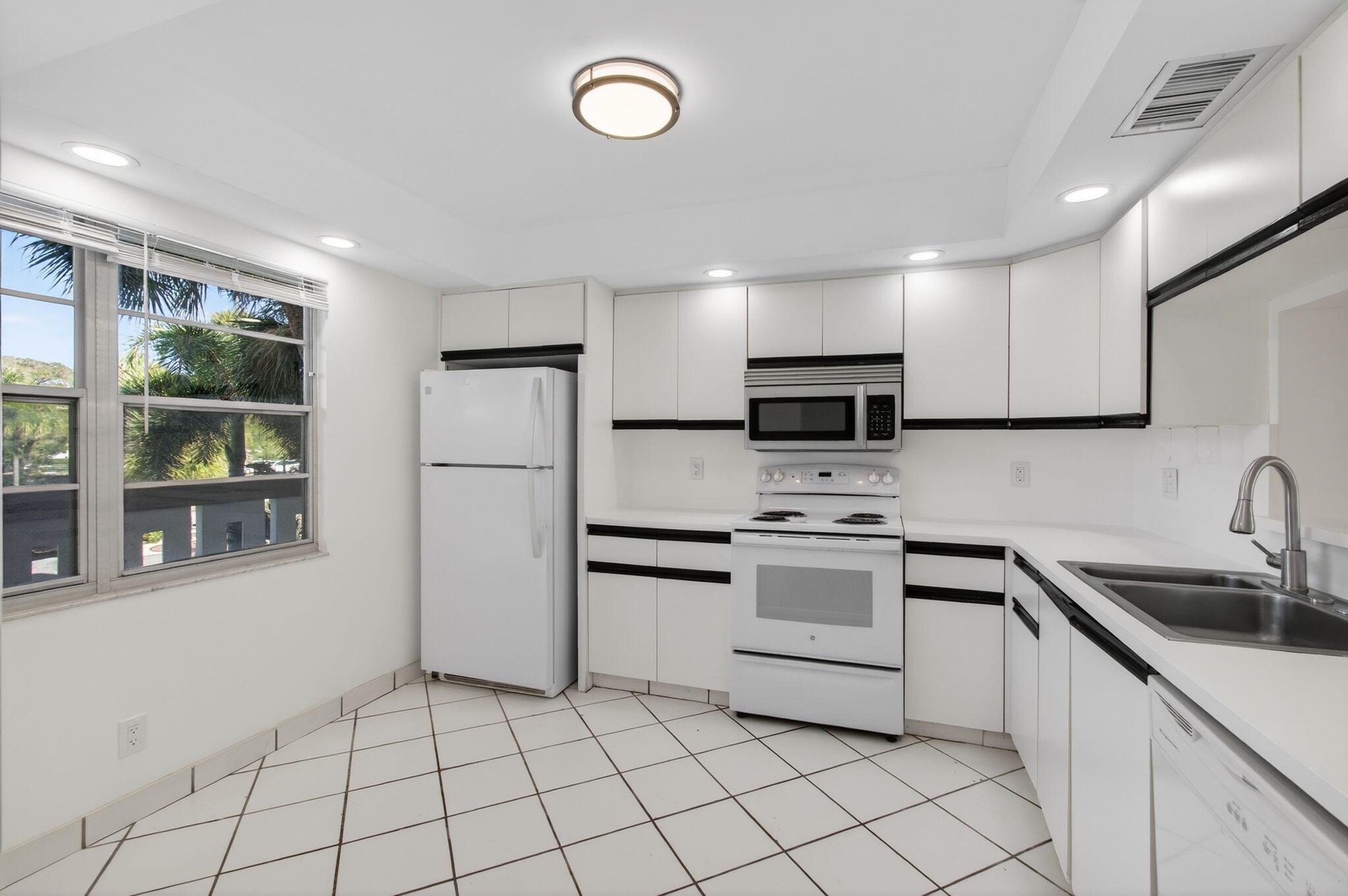 WYNMOOR - Residential Lease