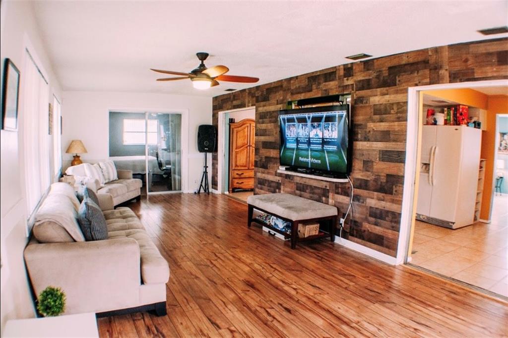 Mainlands Of Tamarac Lake - Residential