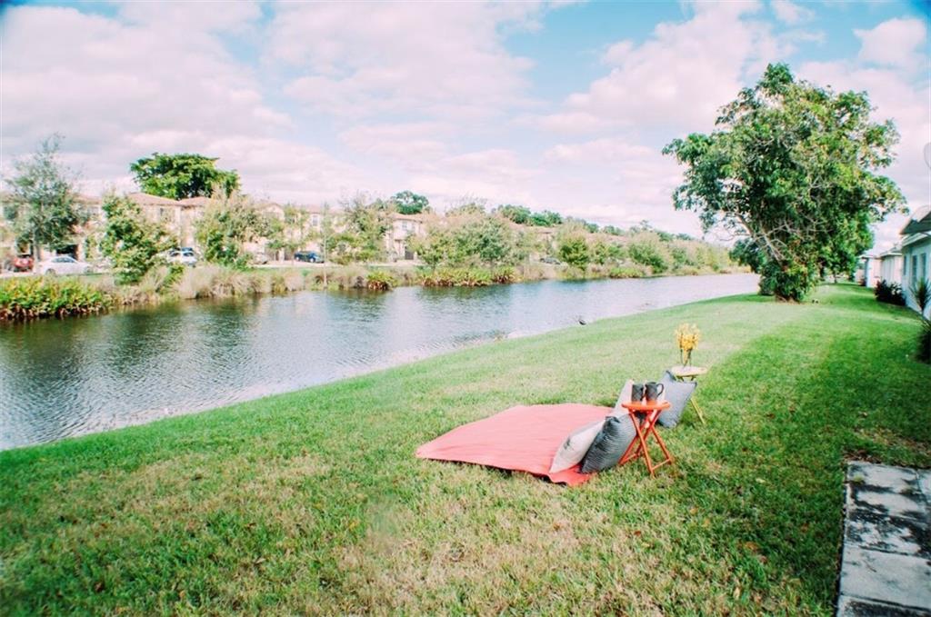 Mainlands Of Tamarac Lake - Residential