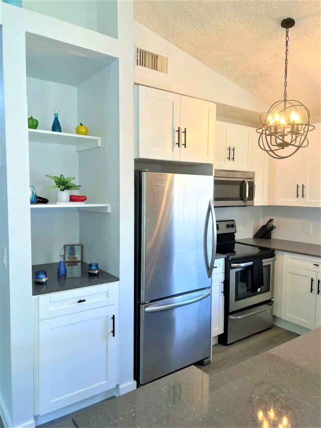 STONES THROW TOWNHOMES - Residential