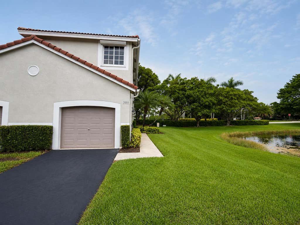 Photo of 3660 San Simeon Circle, Weston, FL 33331 (MLS # B26059172)