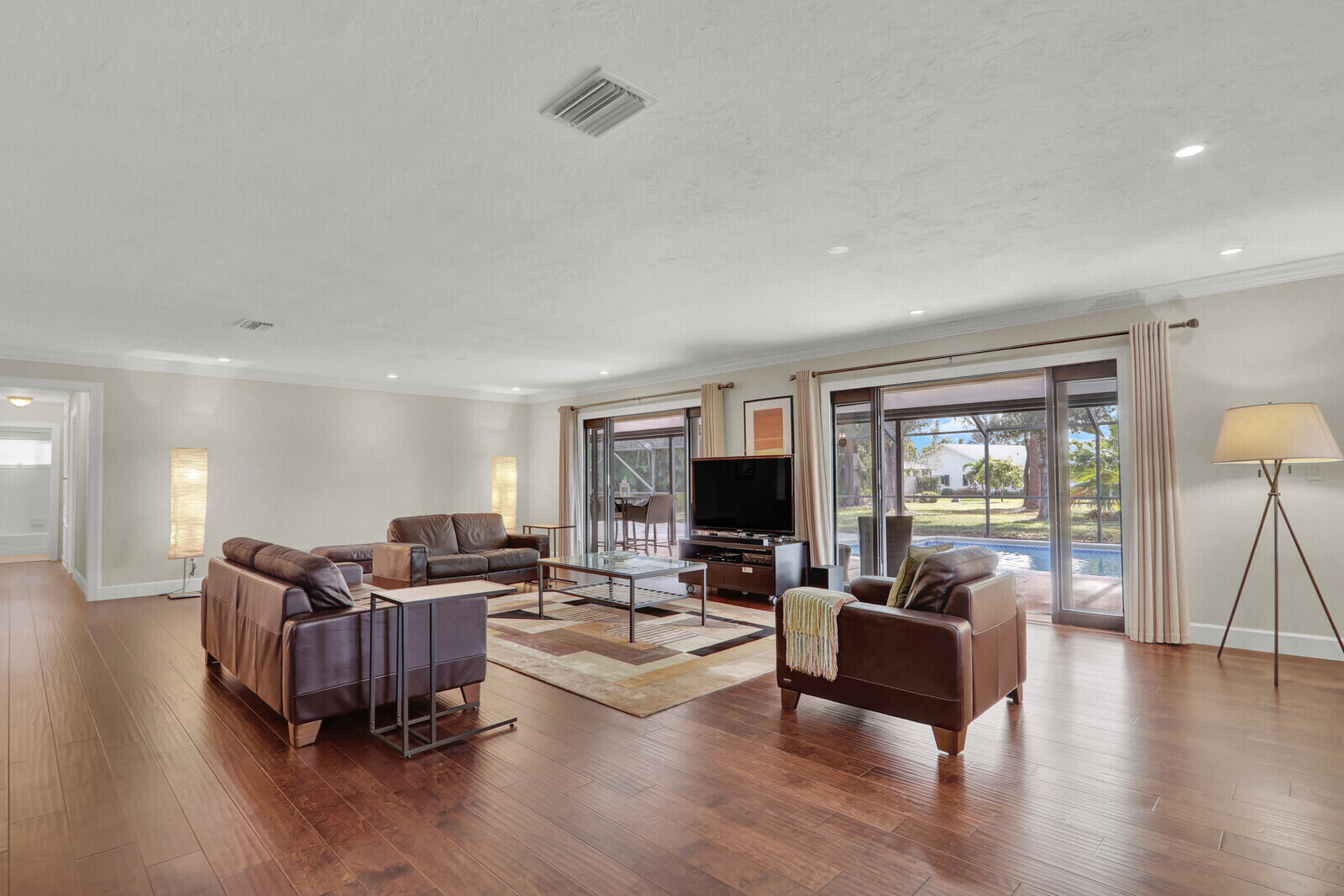 SANDPIPER BAY - Residential