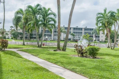 2616 N Garden Dr Unit 111, Lake Worth, FL 33461 - MLS#: R11045338