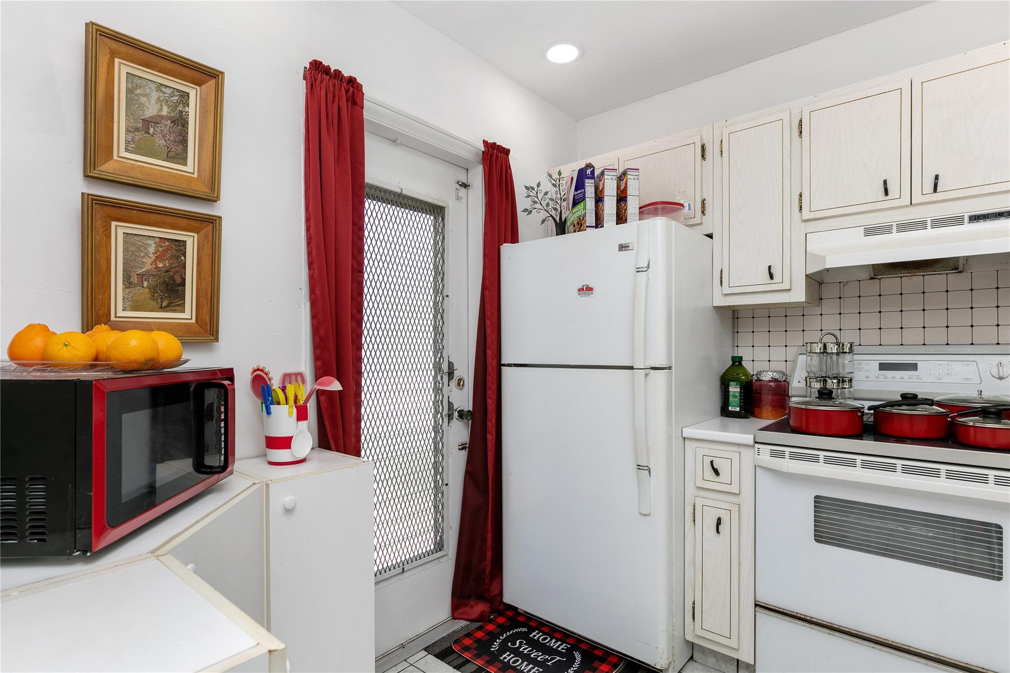 FAIRFAX HALL CONDO - Residential